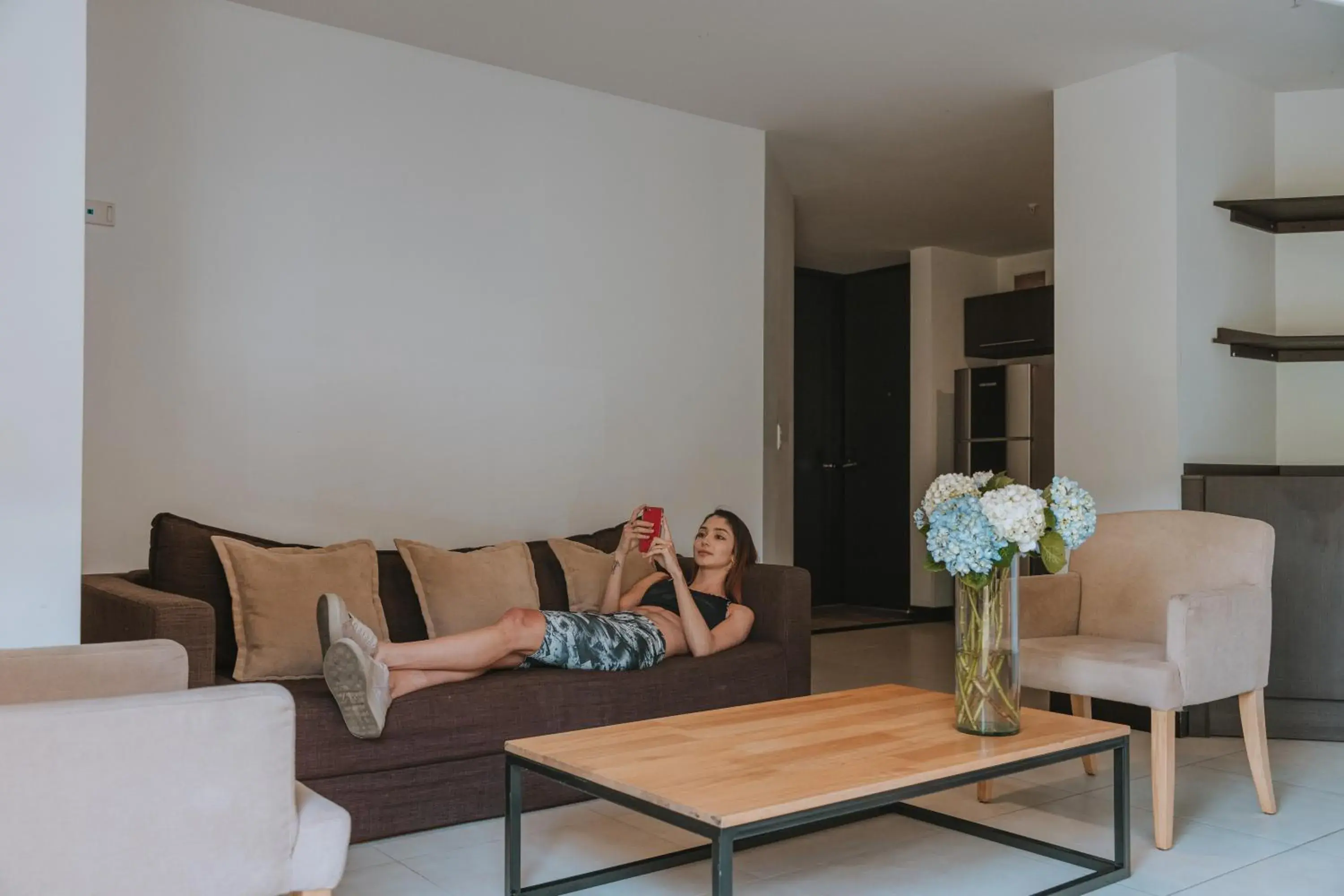 Two-Bedroom Suite in Travelers Rio Verde Living Suites Two-Bedroom Suite in Travelers Rio Verde Living Suites