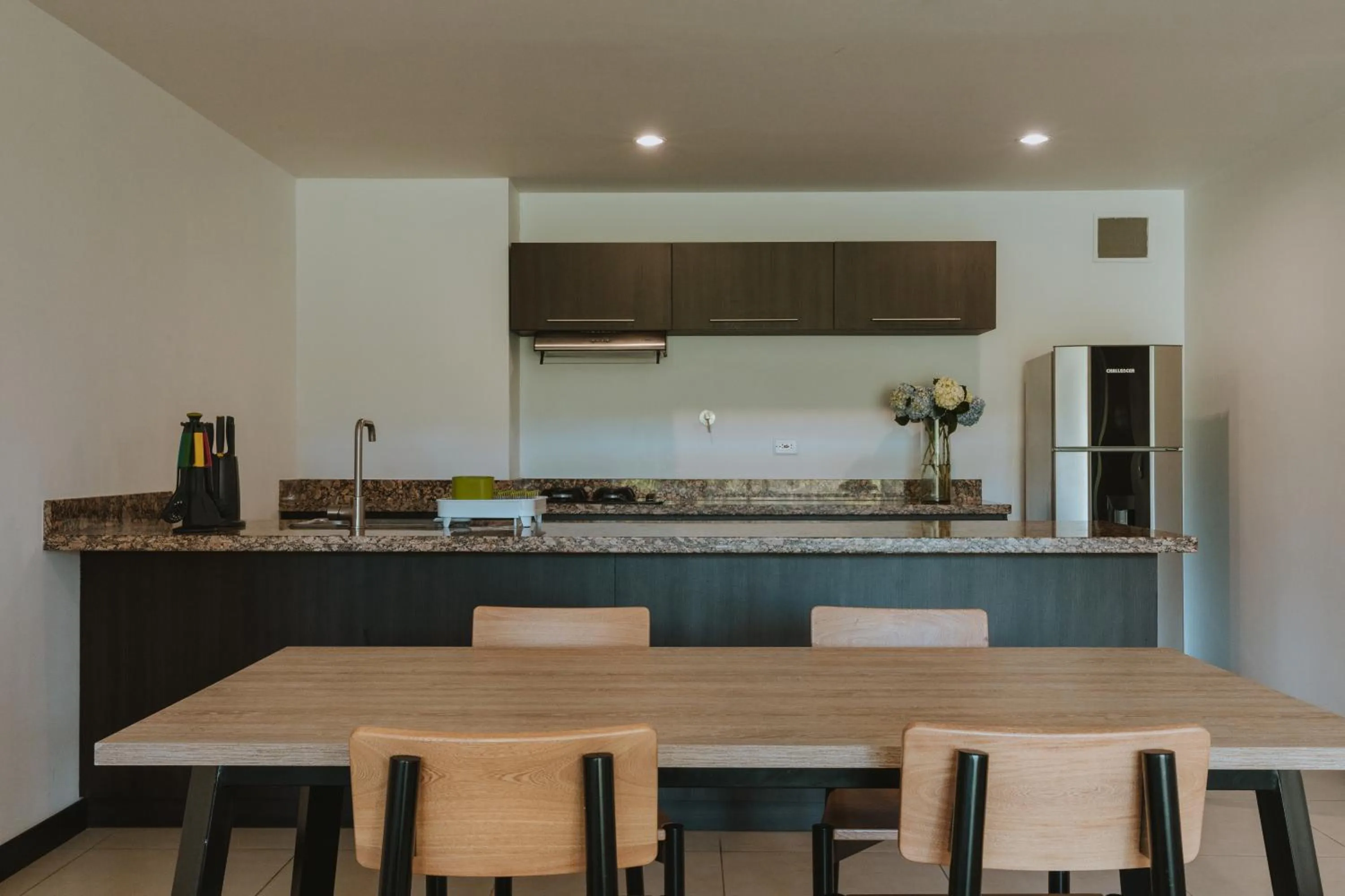 Kitchen or kitchenette in Travelers Rio Verde Living Suites