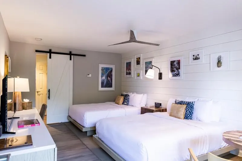 Photo of the whole room, Bed in Boarding House Cape May