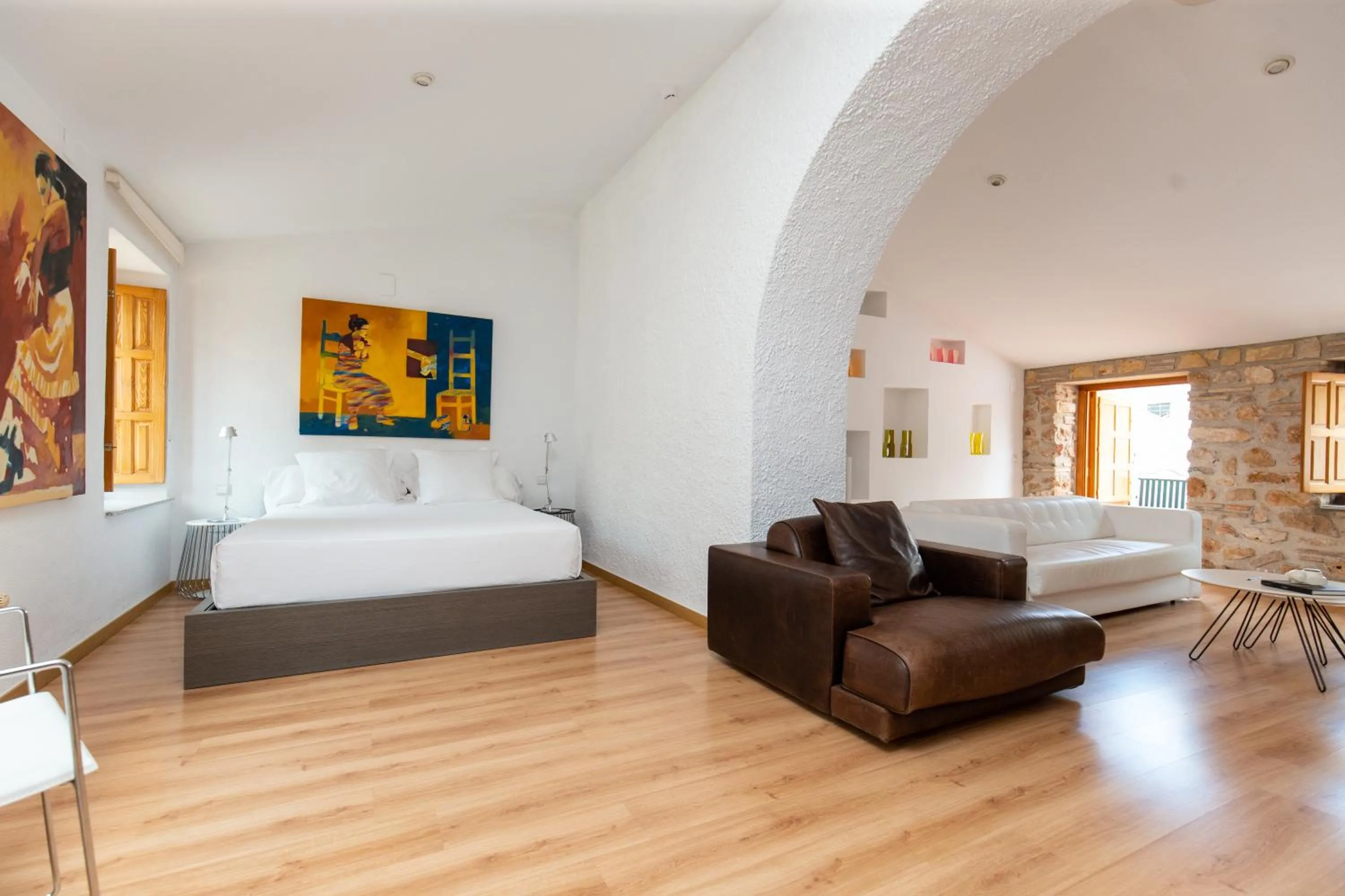 Photo of the whole room, Bed in Hotel Nou Romà