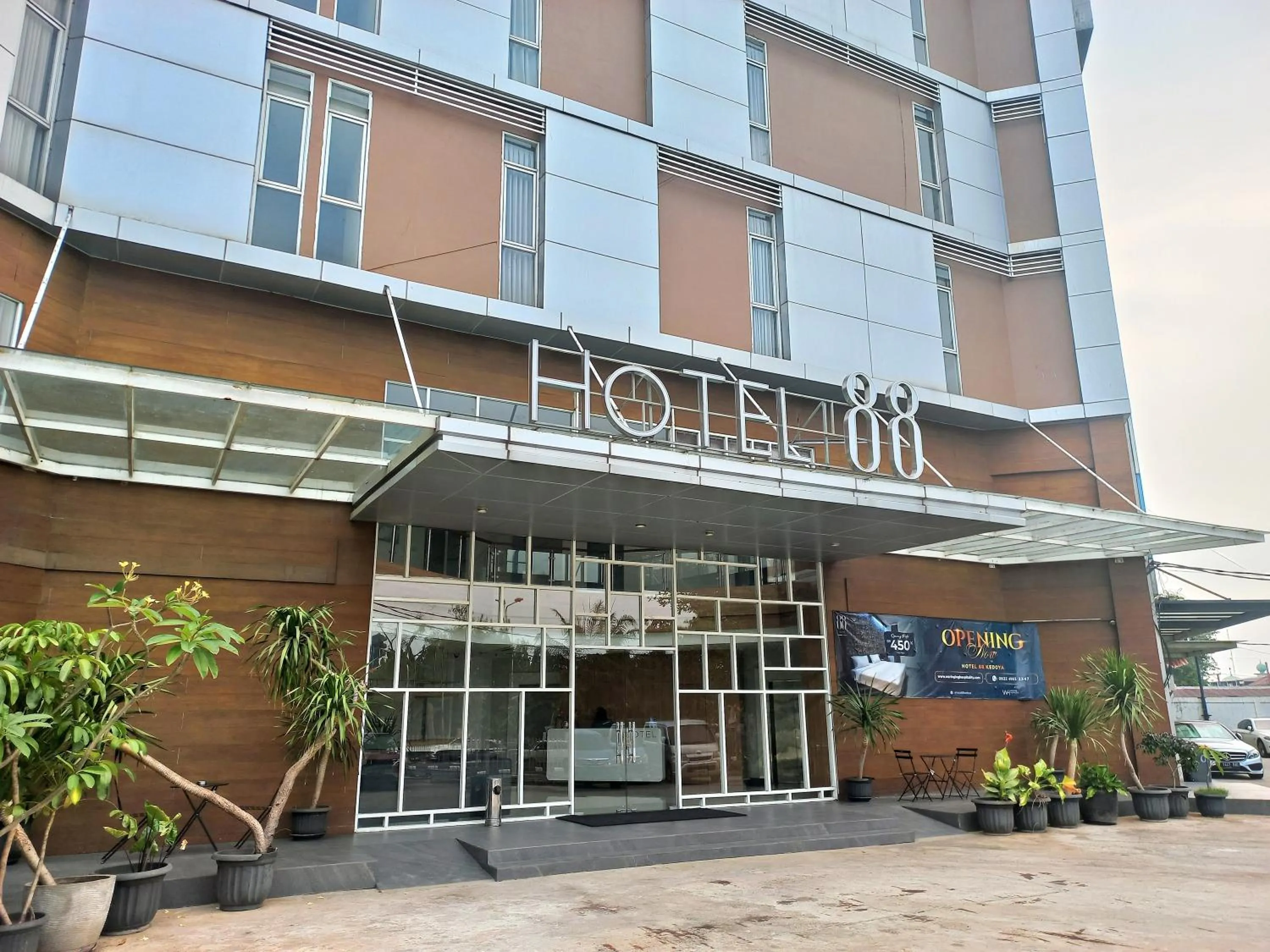 Property building in Hotel 88 Kedoya Jakarta
