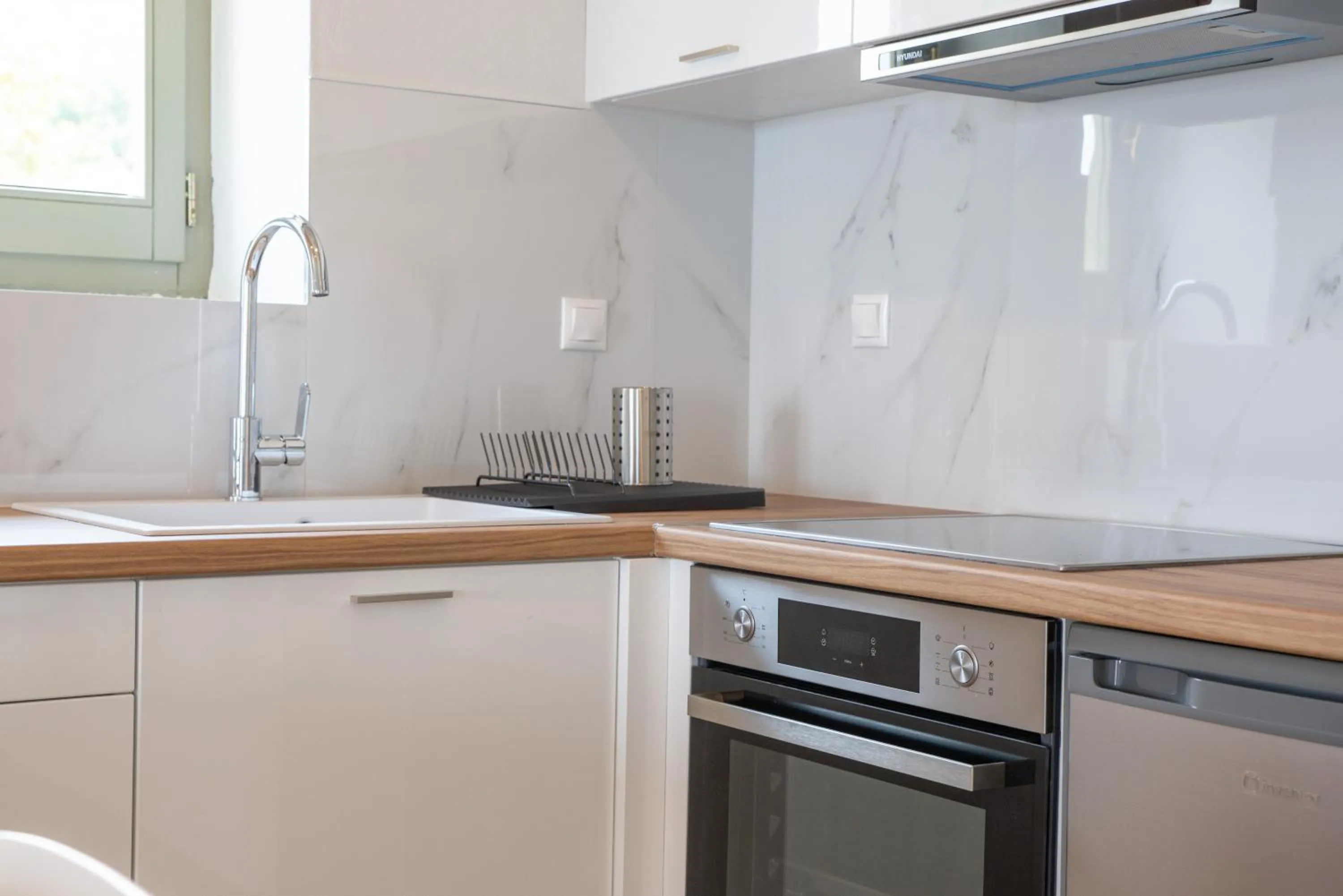 Kitchen or kitchenette in Marabou Hotel Chorefto