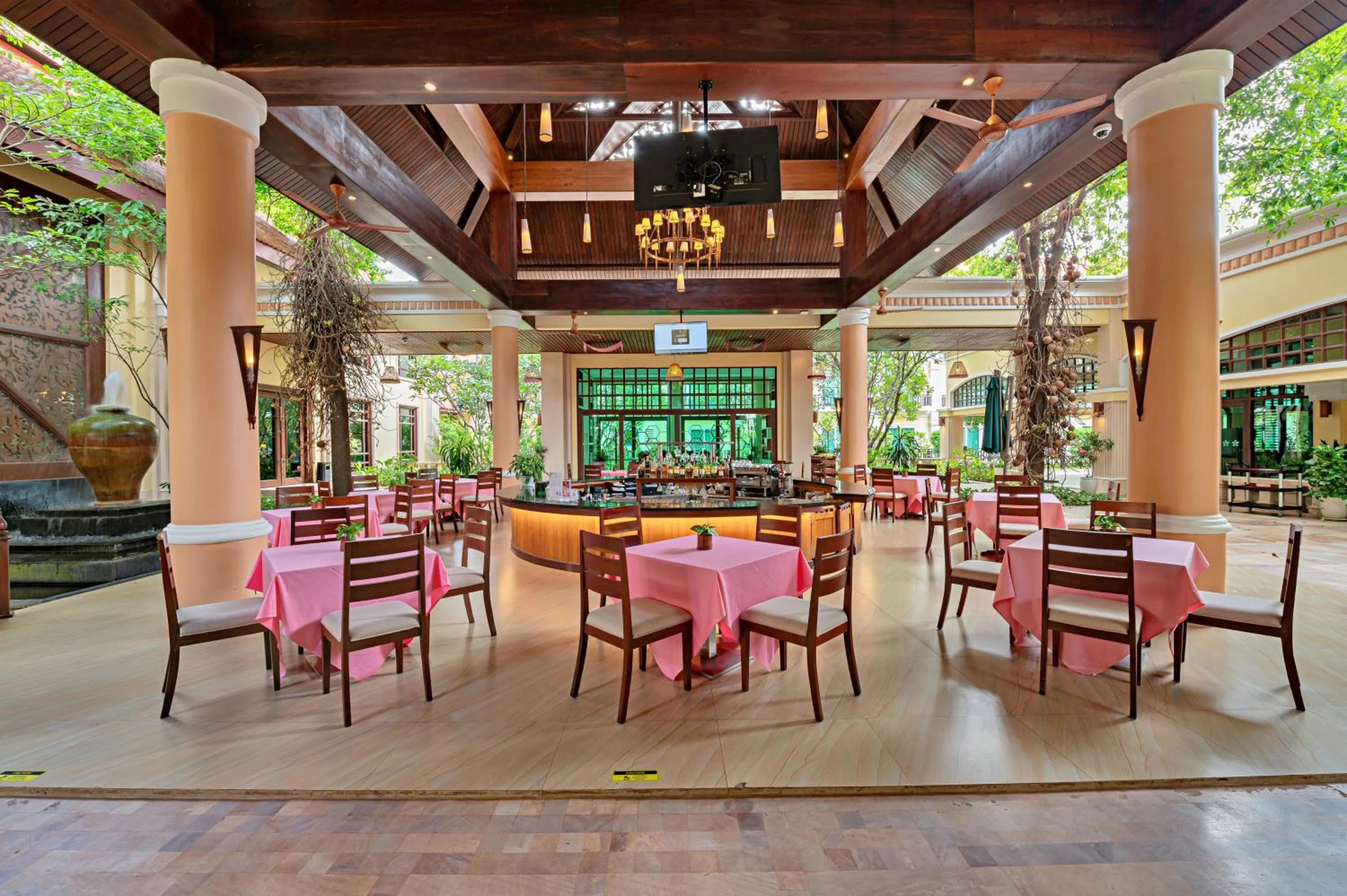 Restaurant/places to eat in Sokha Siem Reap Resort & Convention Center