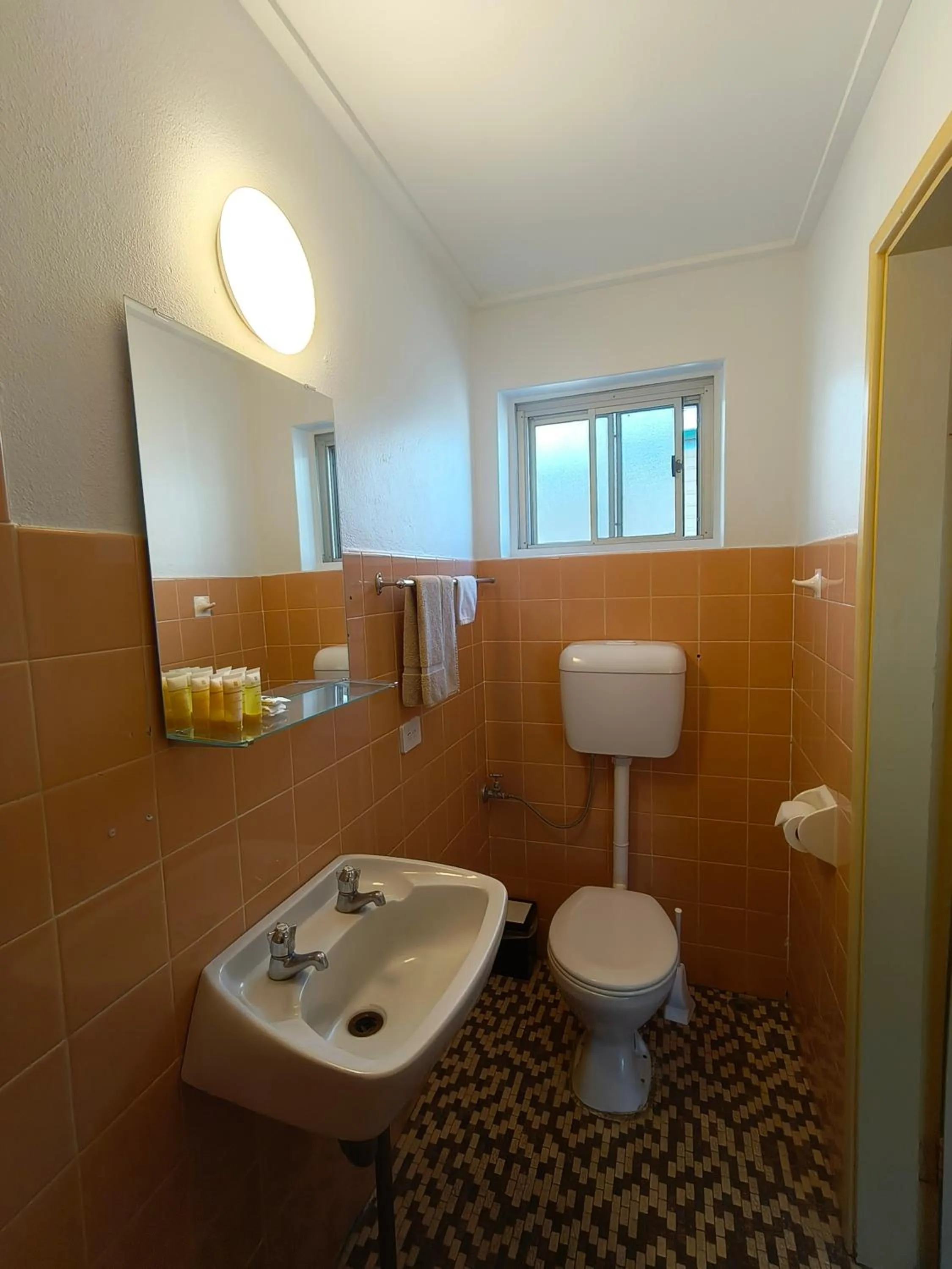 Toilet in Red Chief Motel