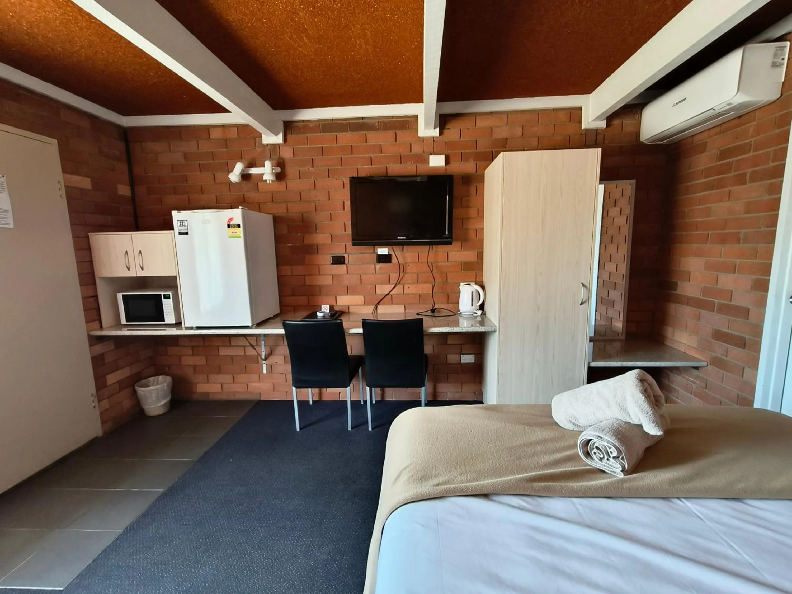 Bed in Red Chief Motel