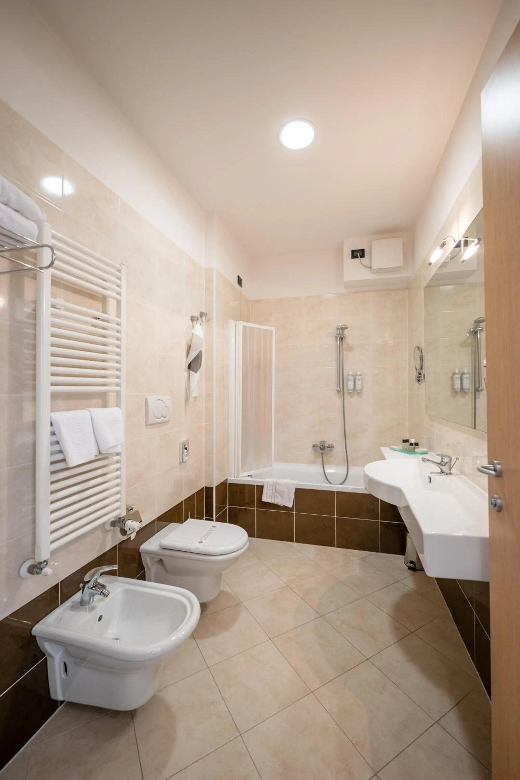 Bathroom in Villa Luisa Resort & Luxury Apartments
