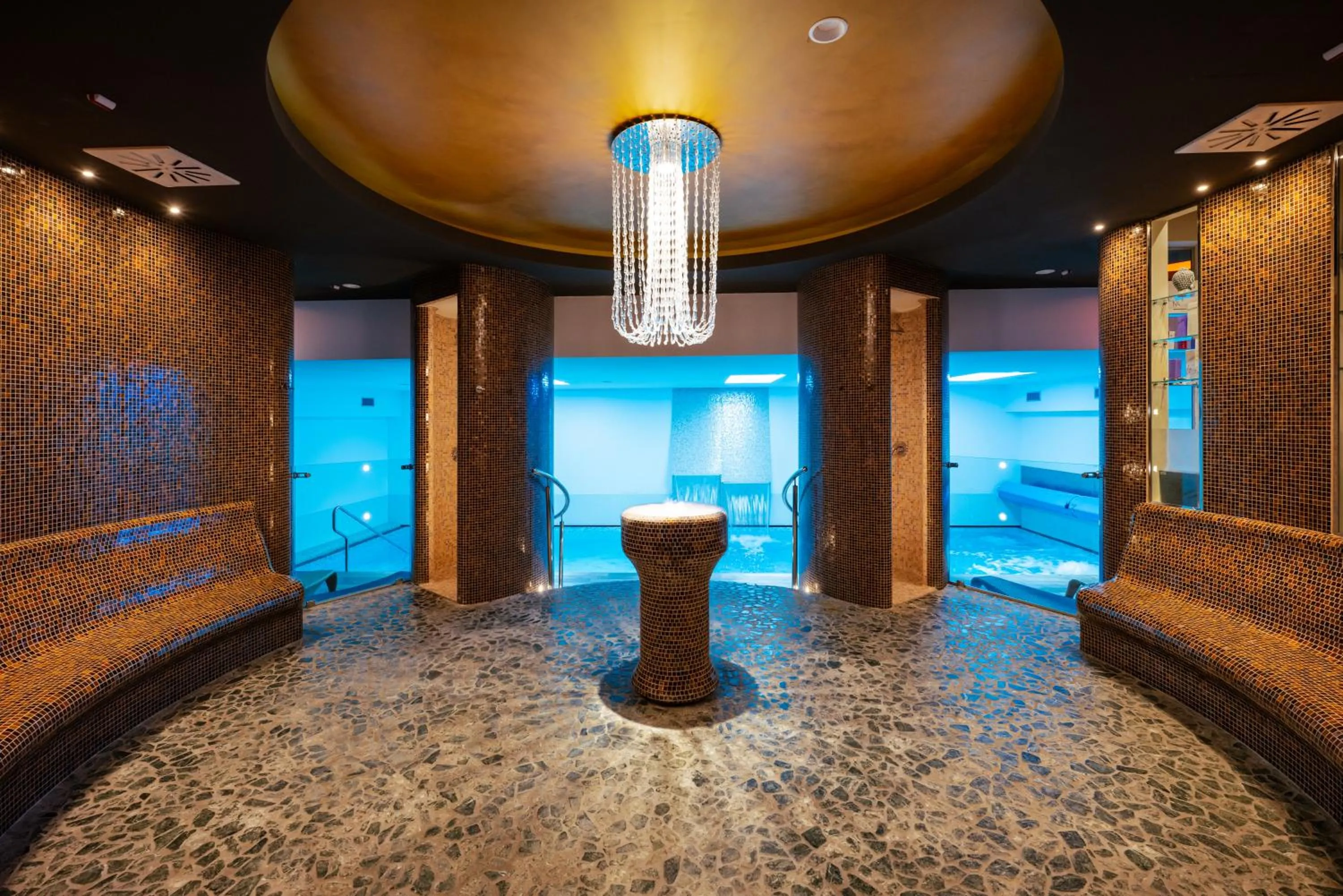 Spa and wellness centre/facilities in Villa Luisa Resort & Luxury Apartments