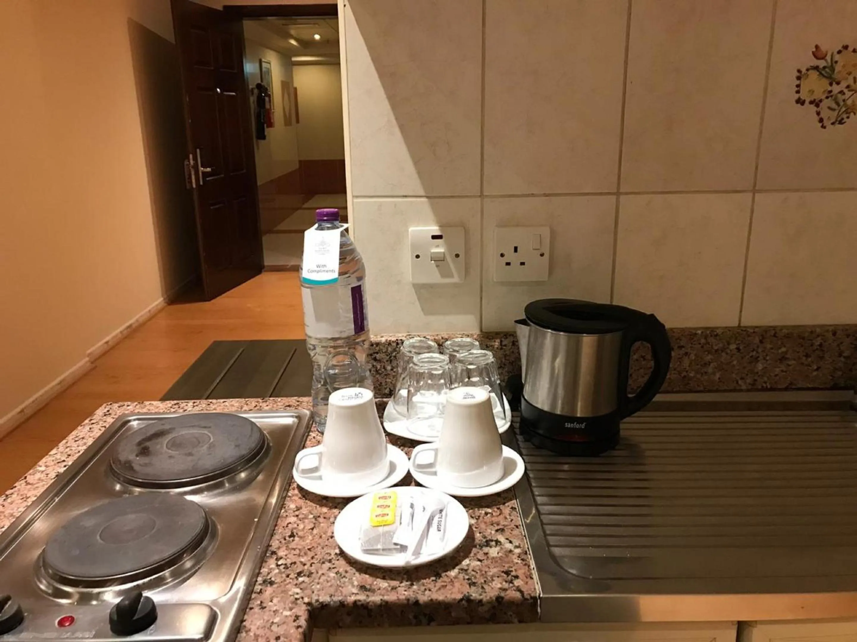 Coffee/tea facilities in Florida City Hotel Apartments (Previously Flora Hotel Apartments)