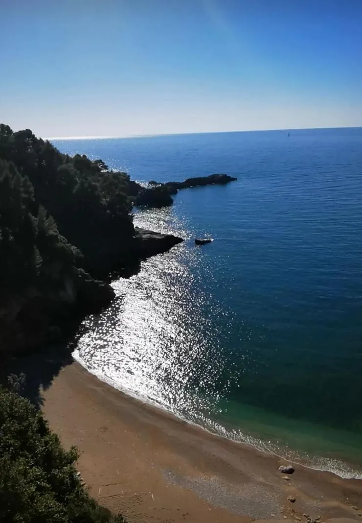 Property building in Maison Del Magra