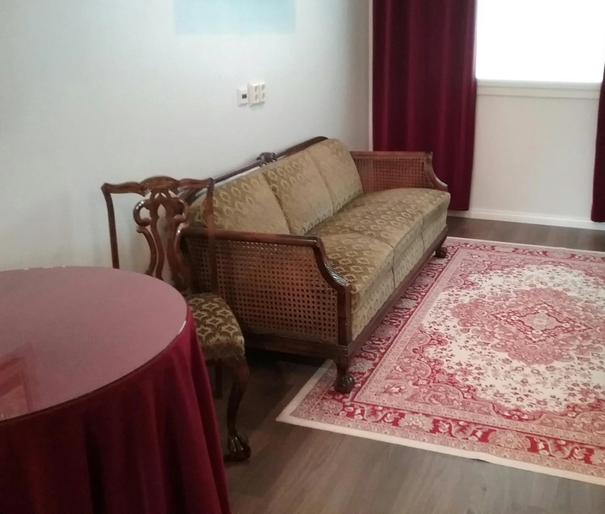 Photo of the whole room in Apartment Kievarinhovi