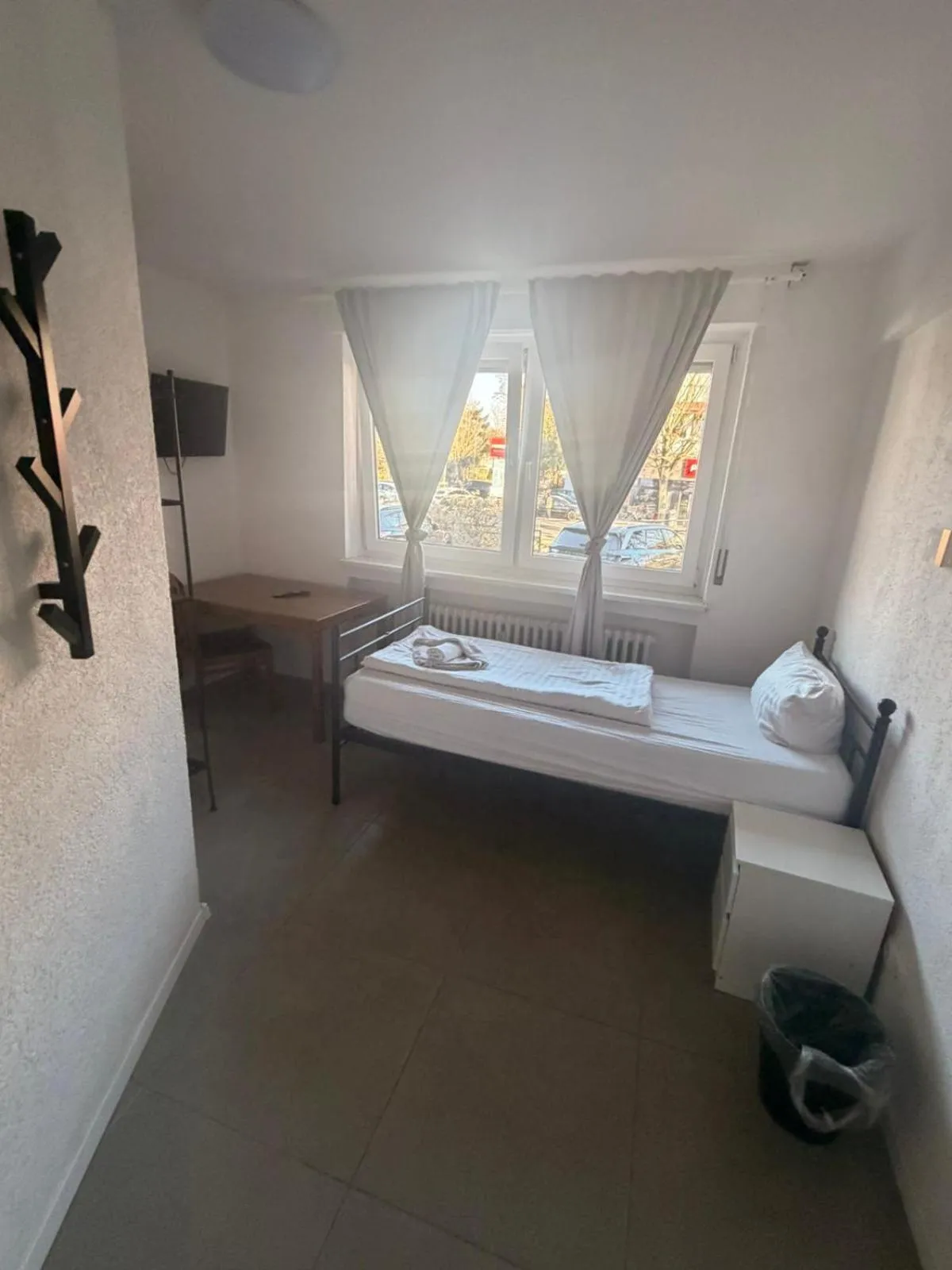 Photo of the whole room, Bed in GZ Hostel Bonn