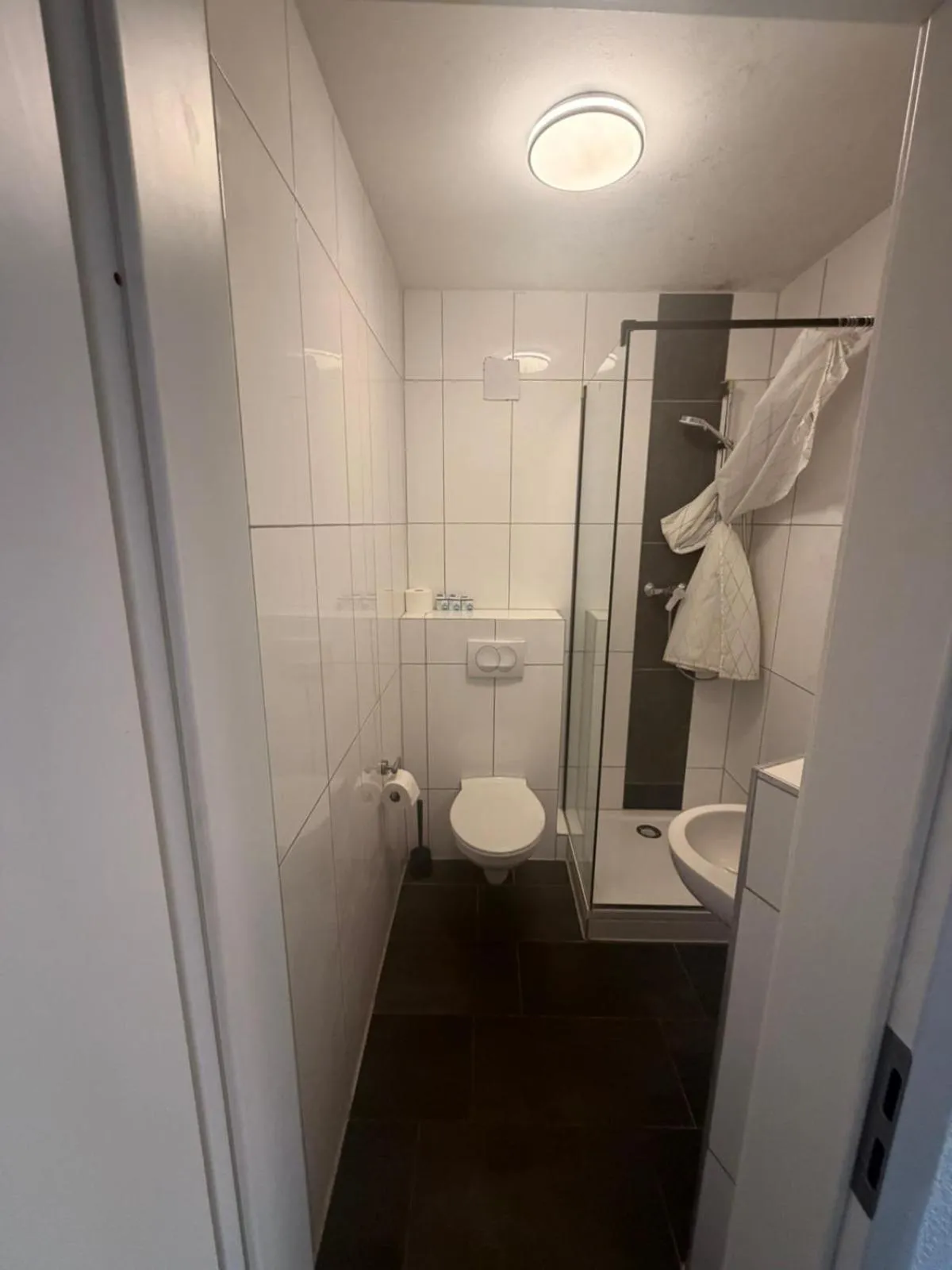 Bathroom in GZ Hostel Bonn