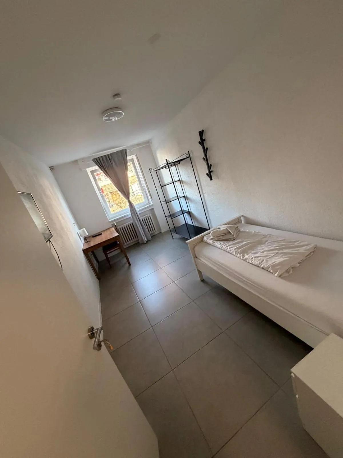 Photo of the whole room, Bed in GZ Hostel Bonn