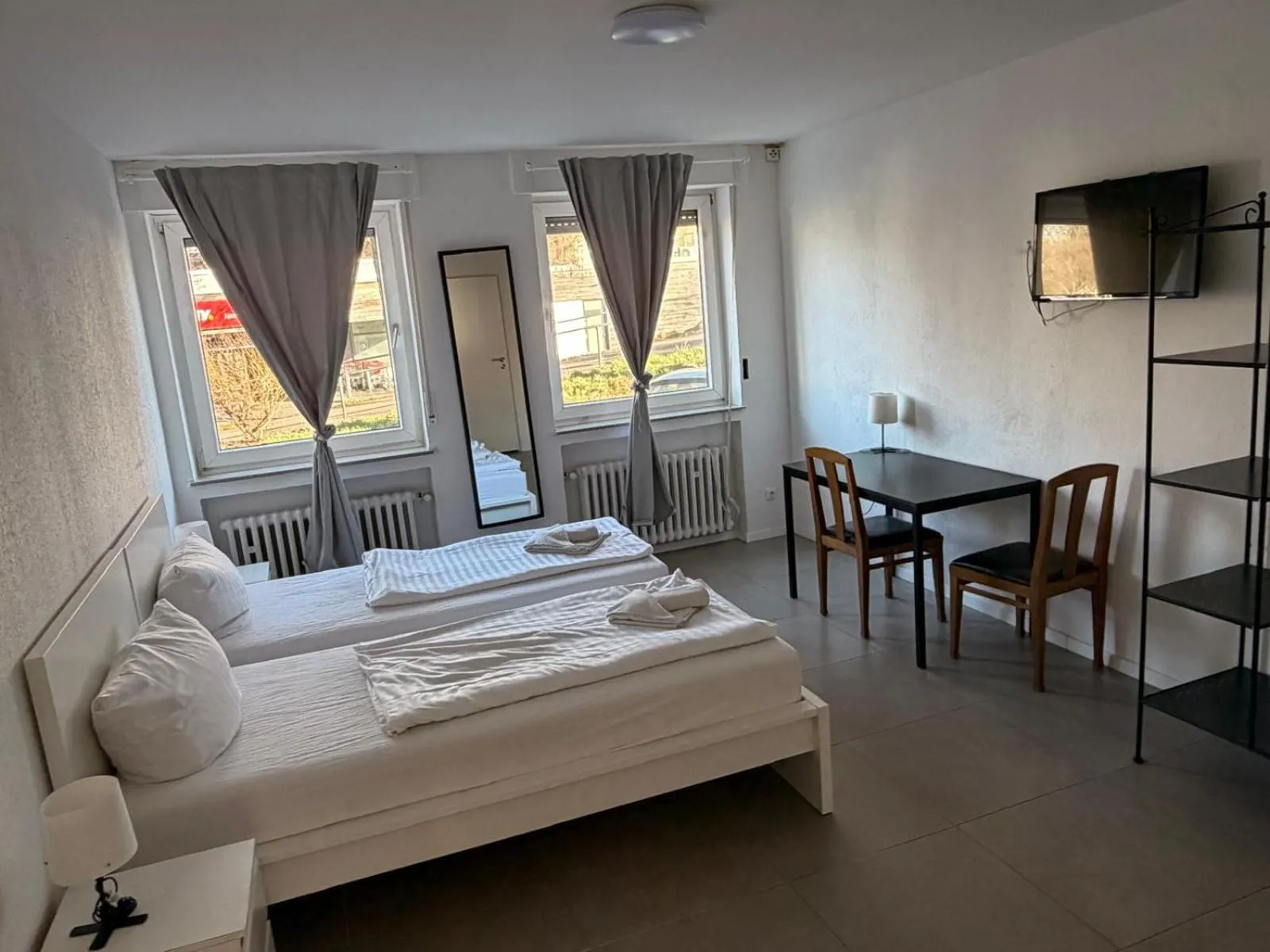 Photo of the whole room, Bed in GZ Hostel Bonn