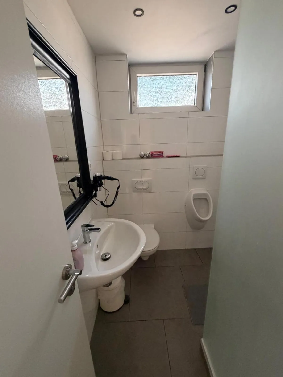 Bathroom in GZ Hostel Bonn