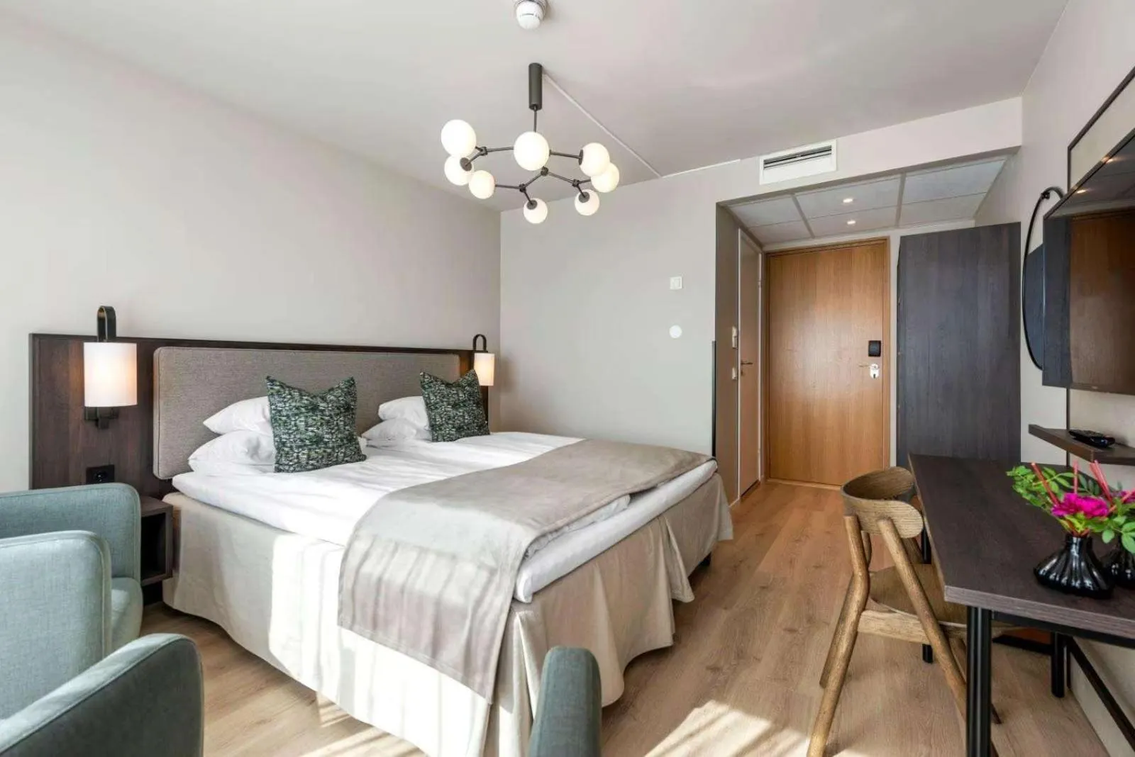 Bedroom, Bed in Scandic Parken