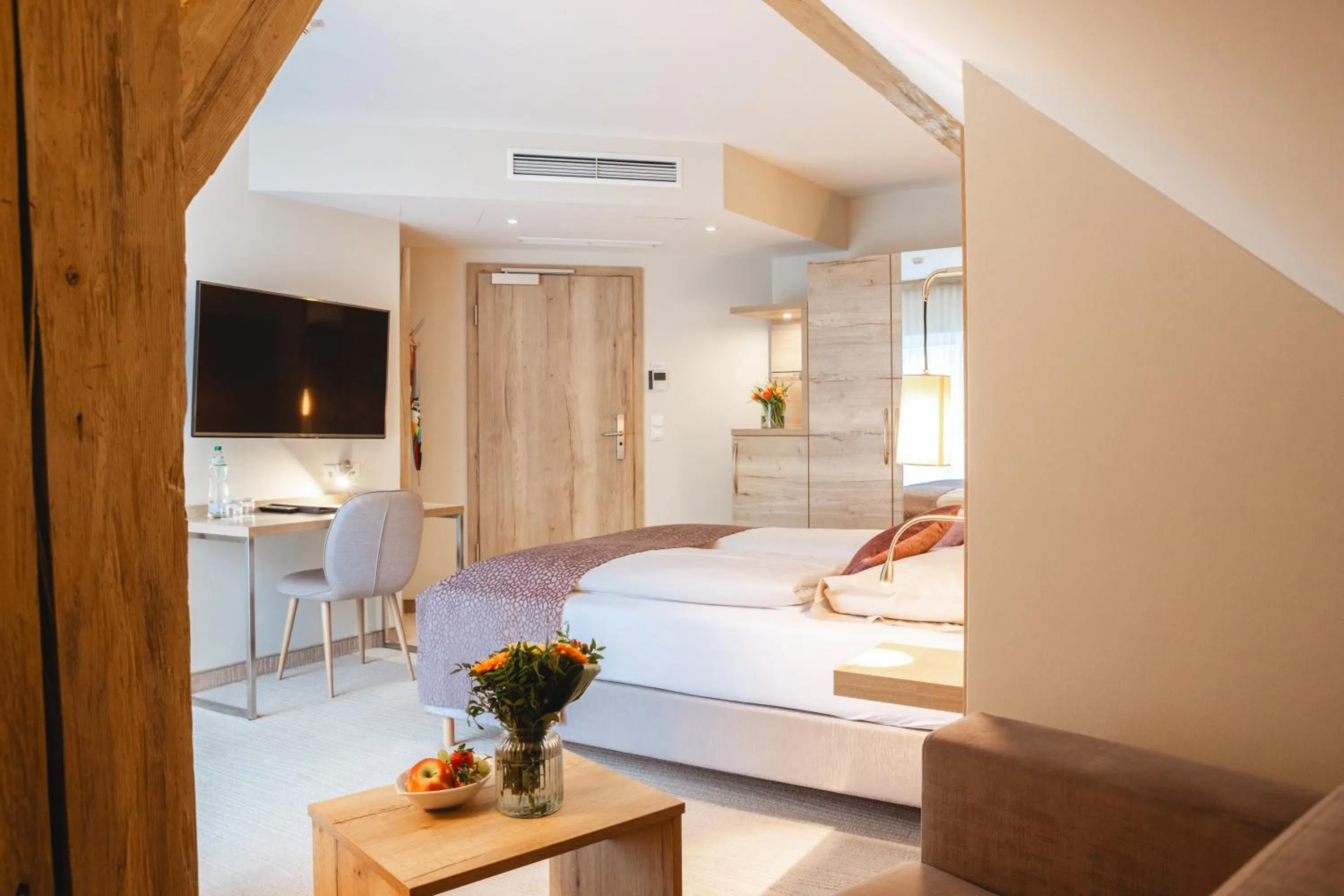 Photo of the whole room, Bed in Hotel Krone