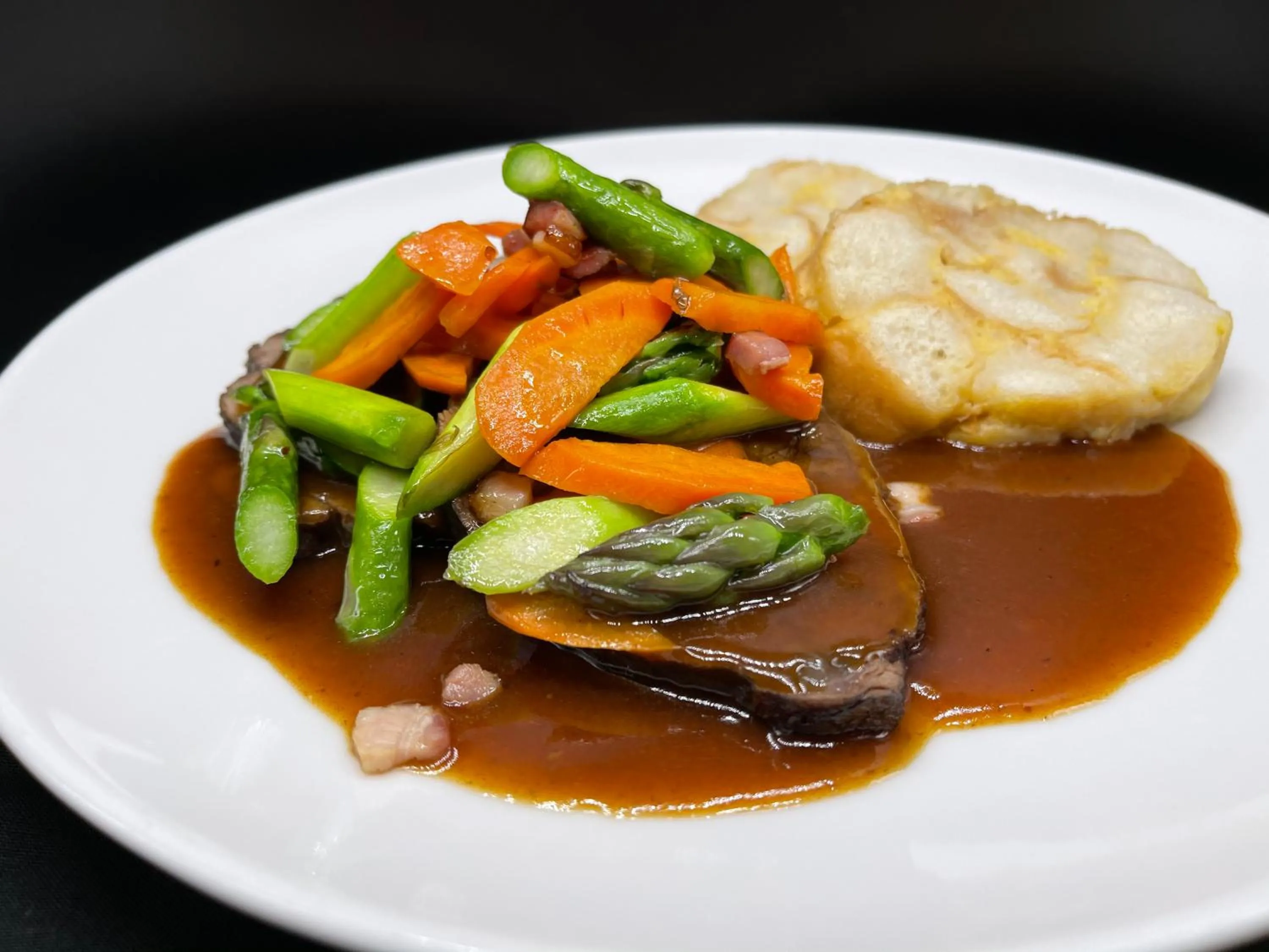 Restaurant/places to eat in Hotel Krone