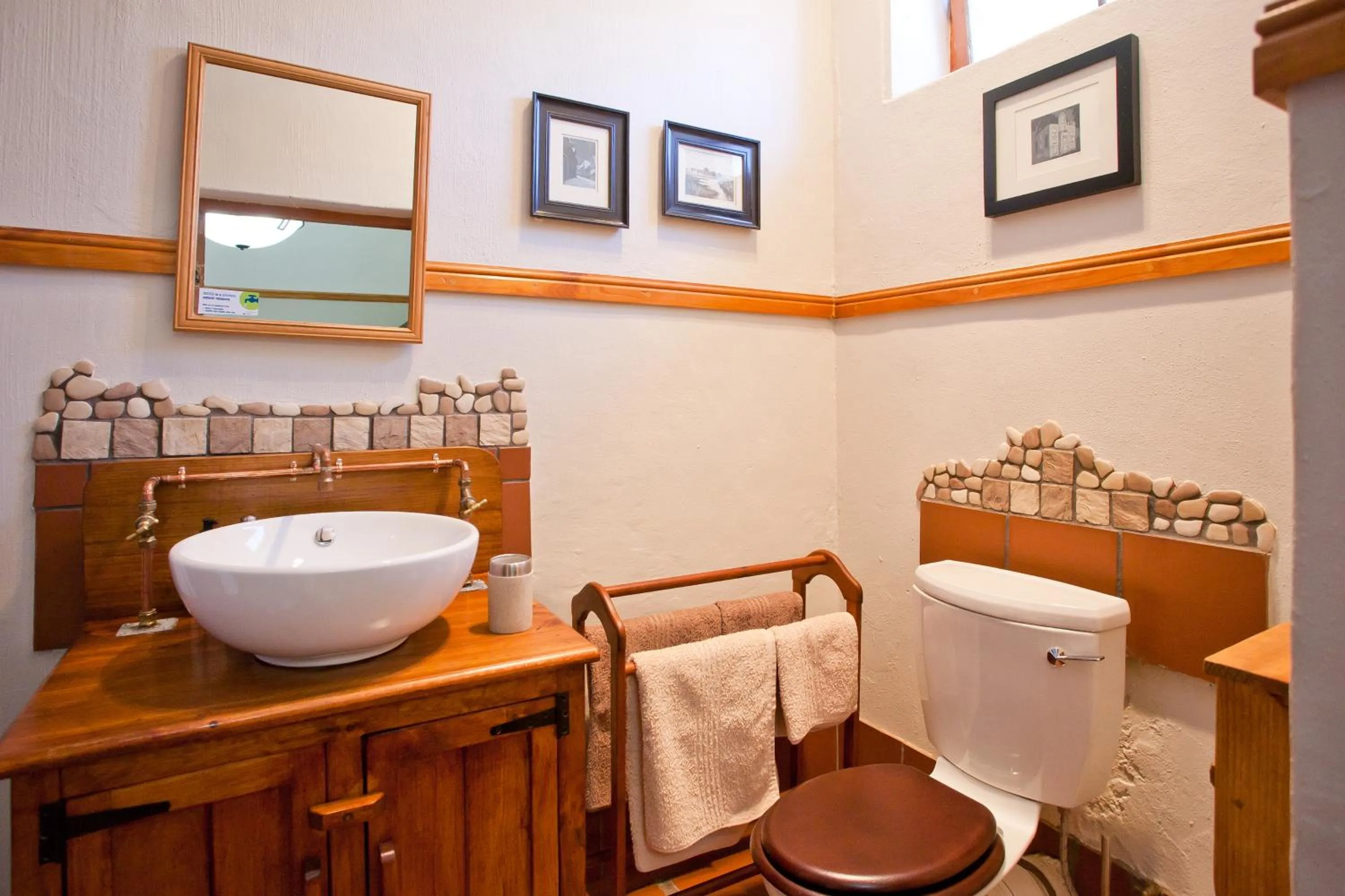 Bathroom in Oakdene Guest House