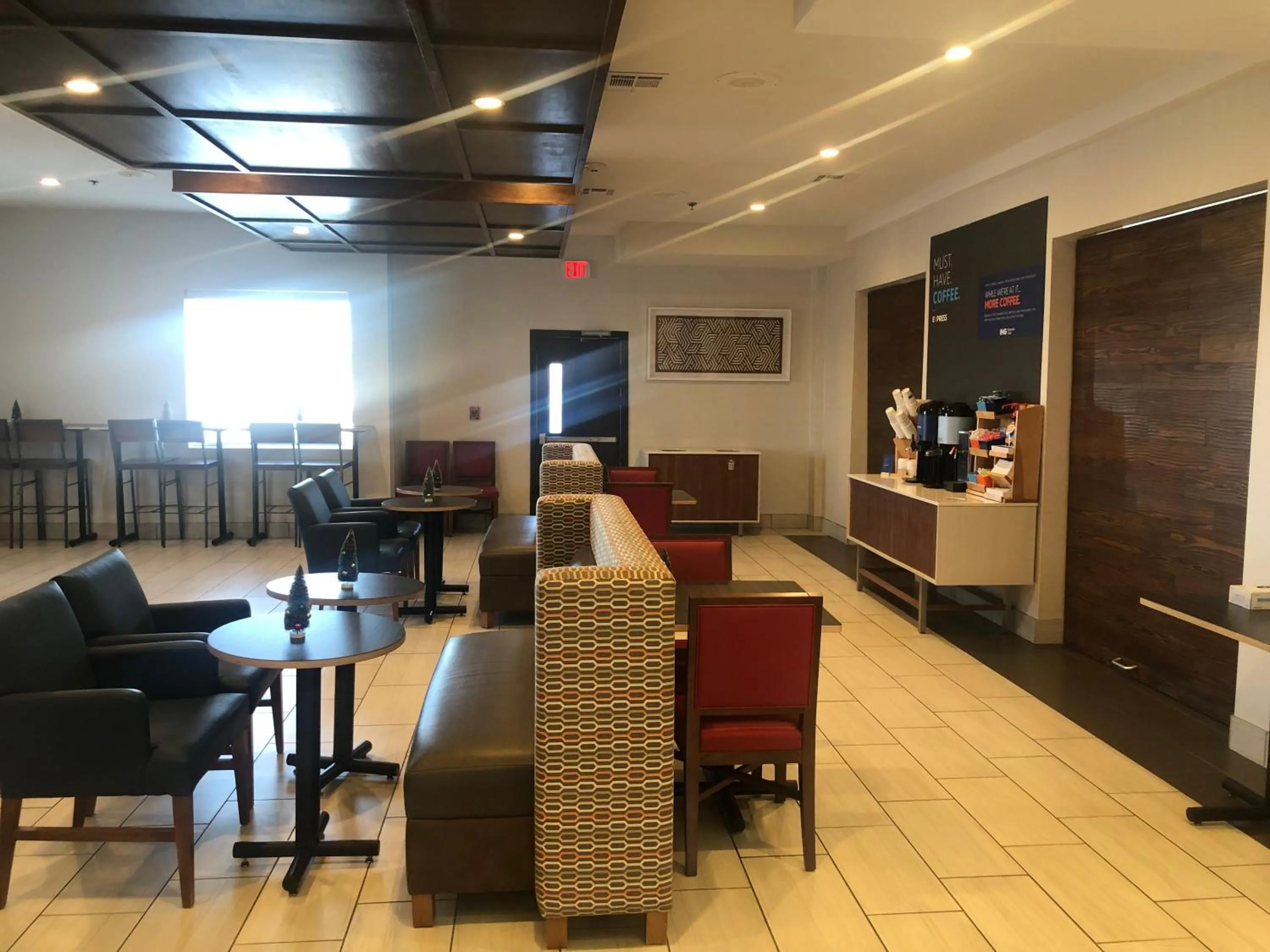 Breakfast in Holiday Inn Express Hotel & Suites Woodward Hwy 270 by IHG