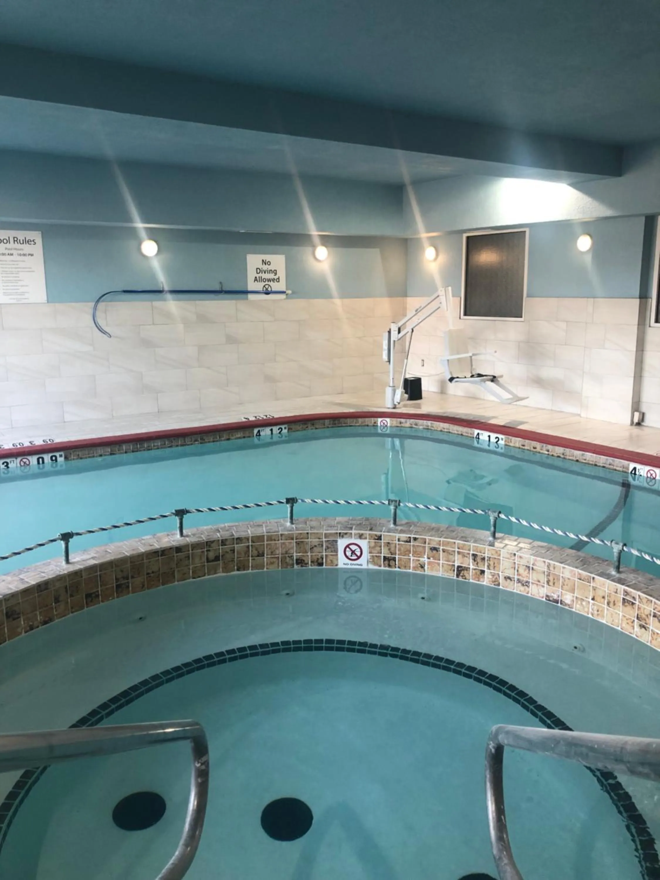 Swimming pool in Holiday Inn Express Hotel & Suites Woodward Hwy 270 by IHG