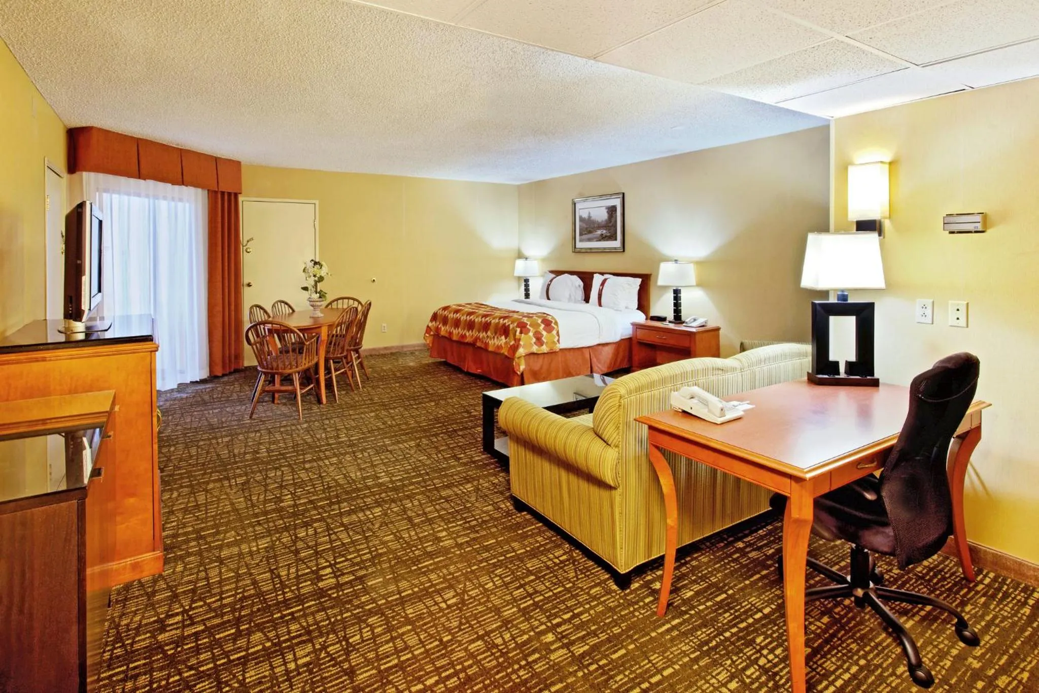 Bedroom, Bed in Holiday Inn Missoula Downtown by IHG