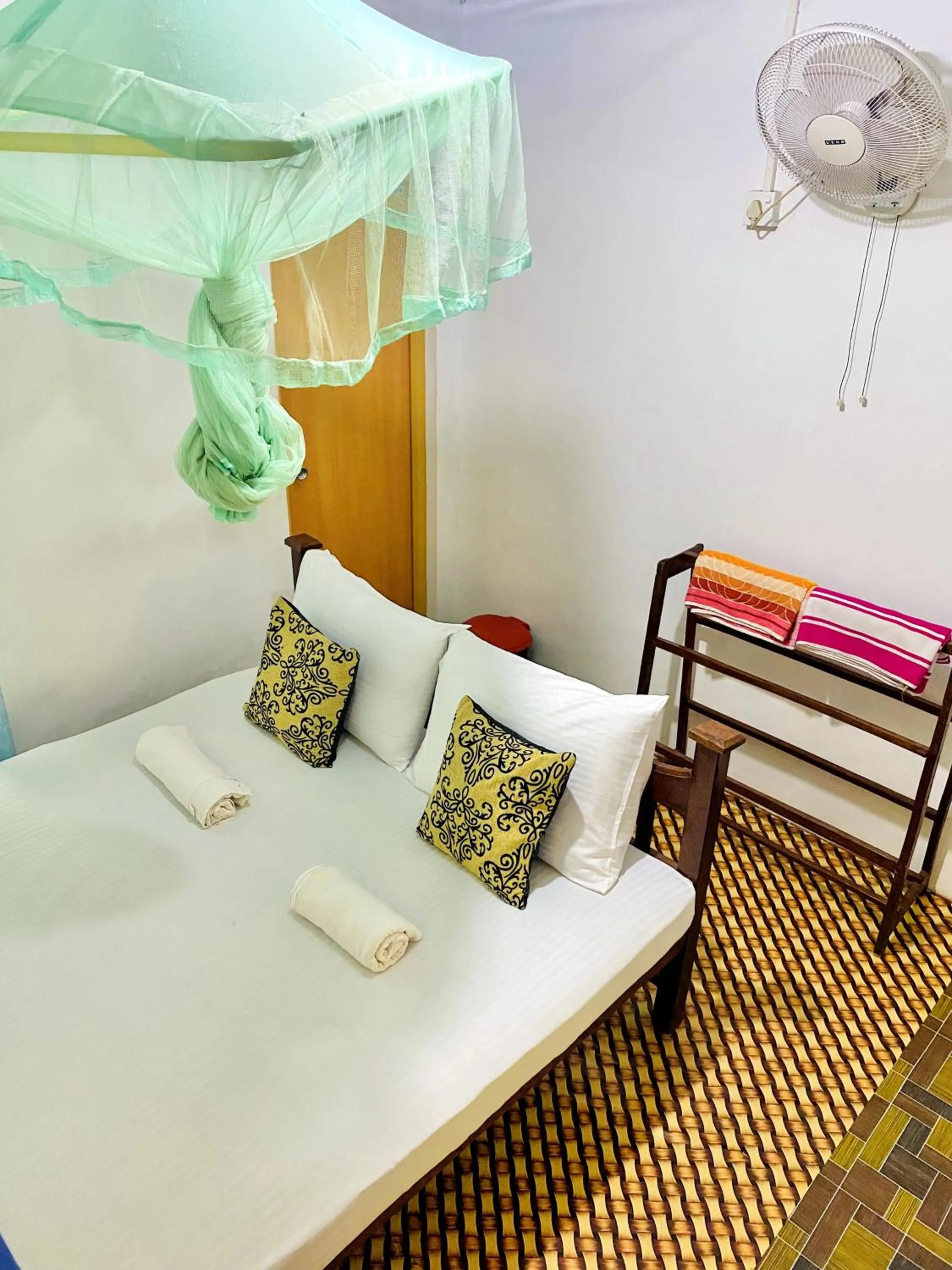 View (from property/room), Bed in Sigiri Lakshan Home Stay