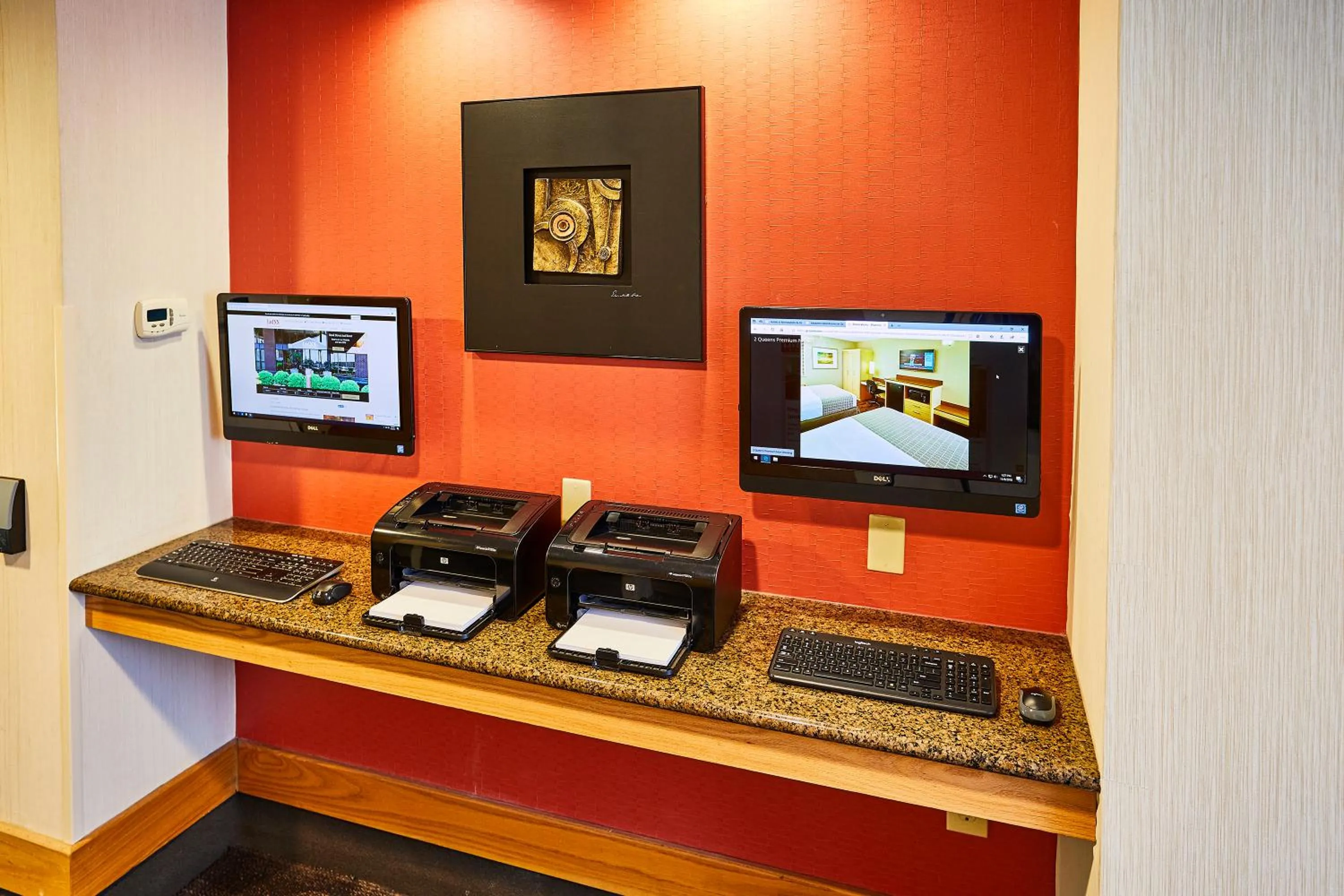 Area and facilities in LivINN Hotel Cincinnati North/ Sharonville