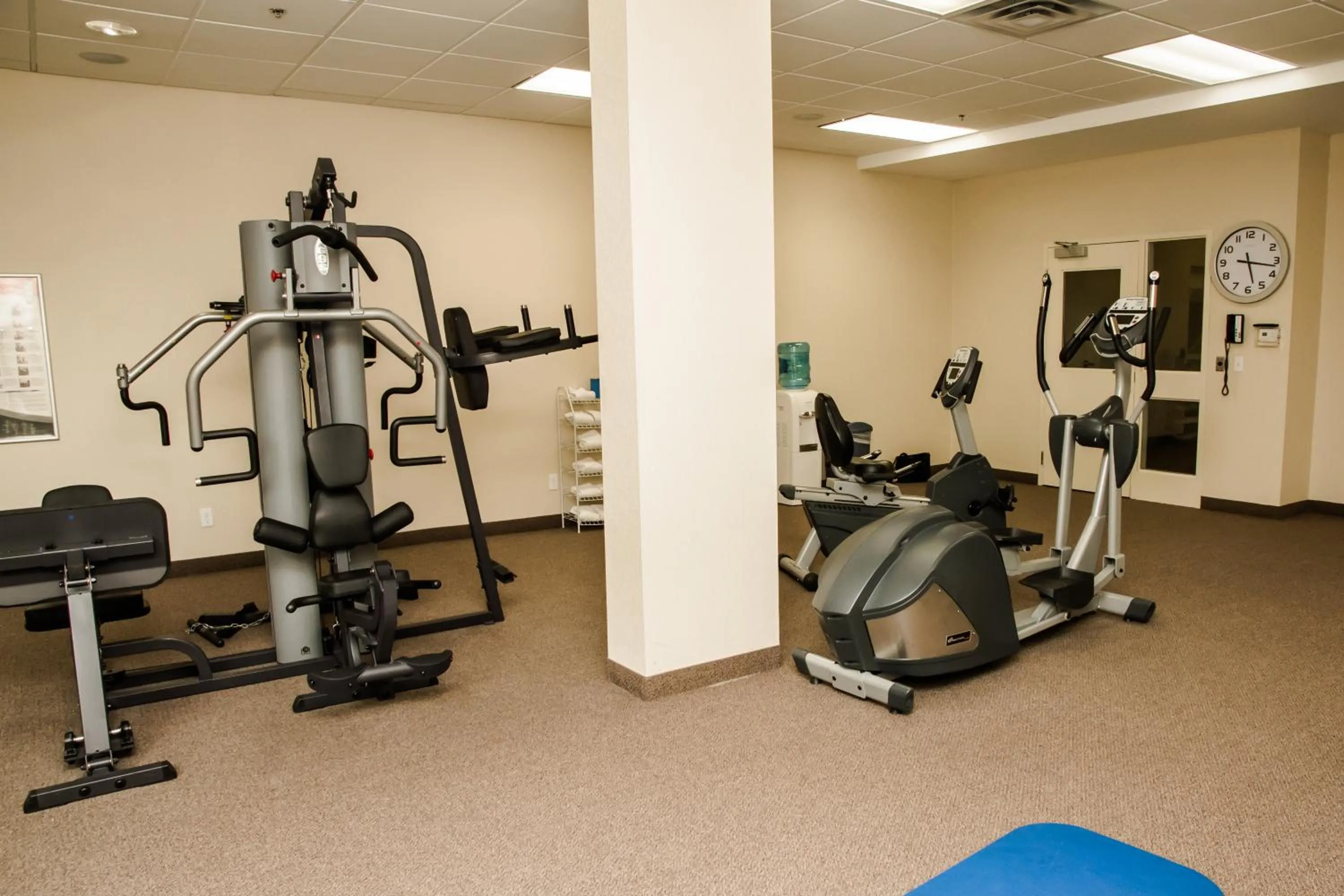 Fitness centre/facilities in Cambridge Hotel and Conference Centre