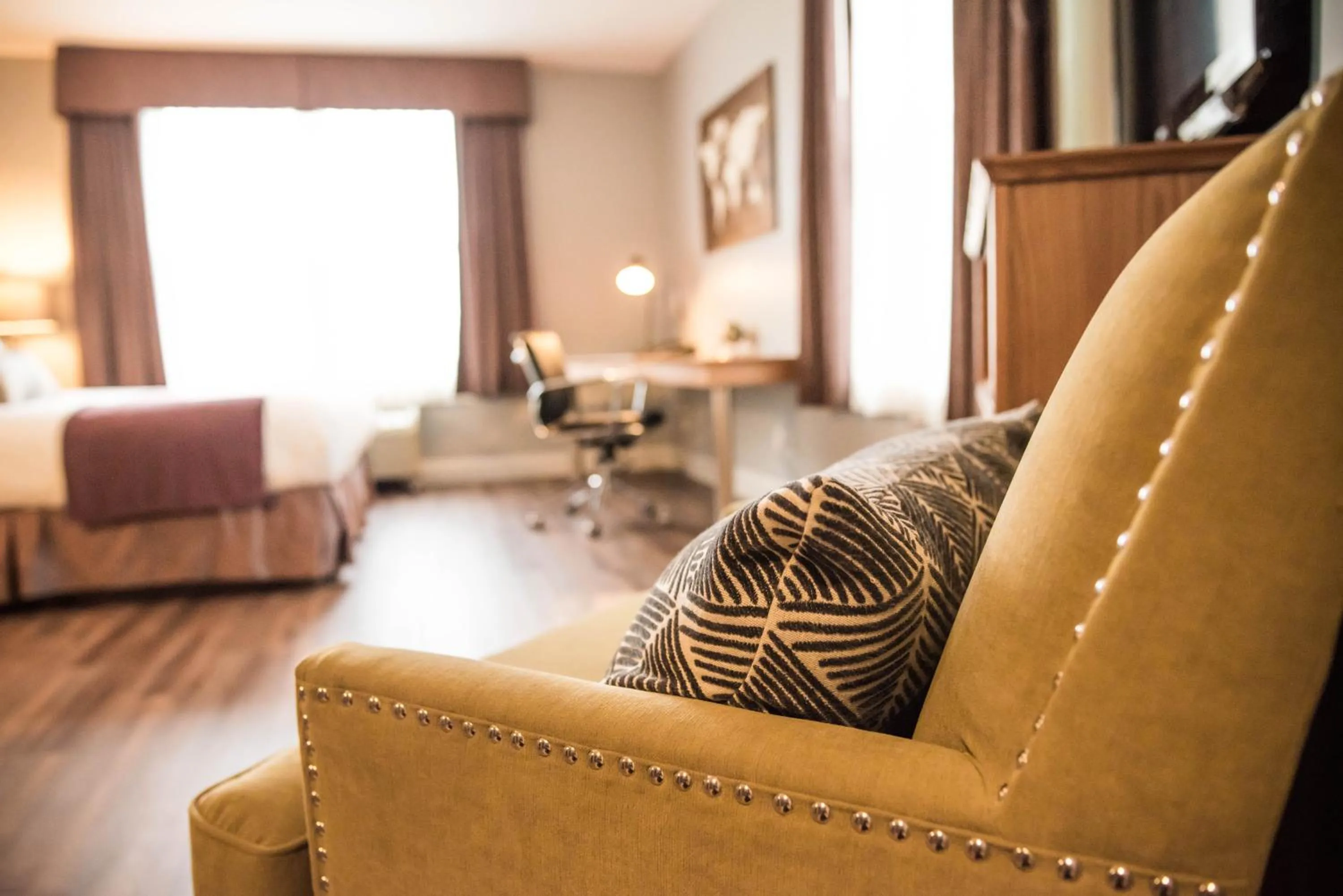 Seating area in Cambridge Hotel and Conference Centre