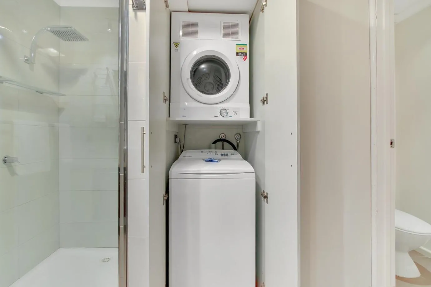 Bathroom in Bellevue On The Lakes