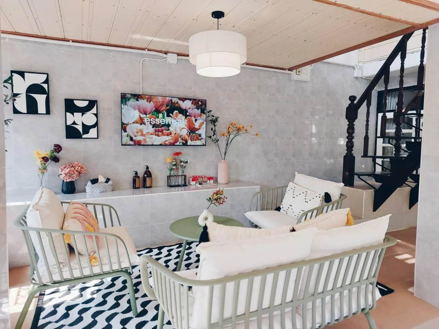 Living room in Green Riverside Homestay