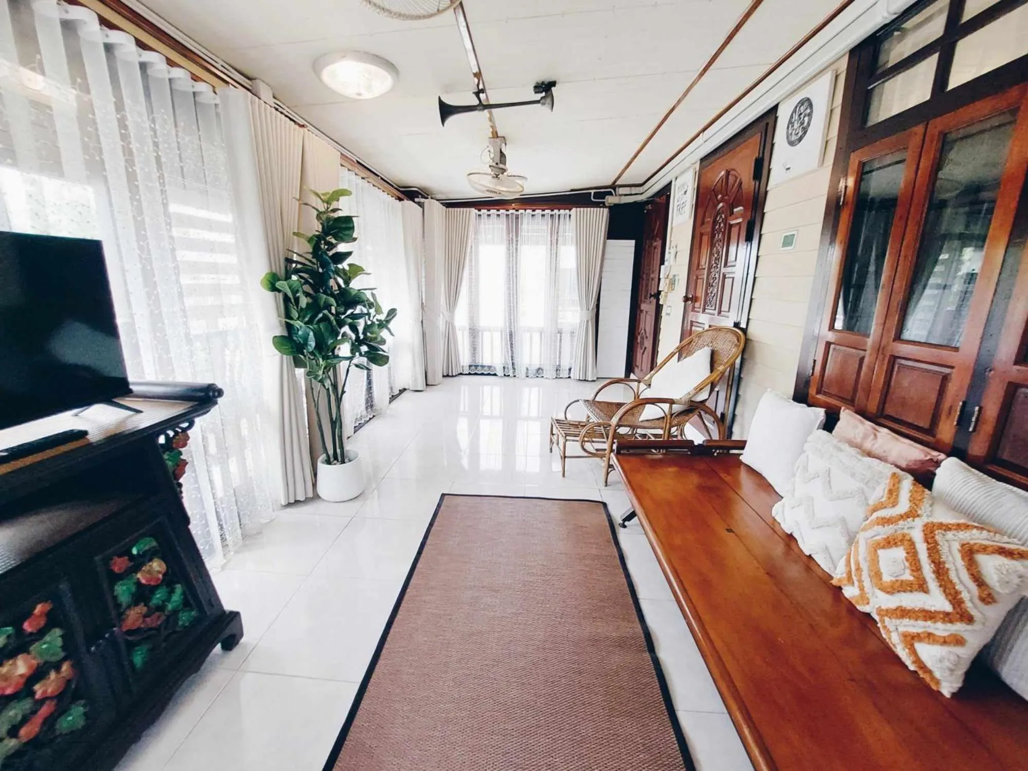 TV and multimedia in Green Riverside Homestay