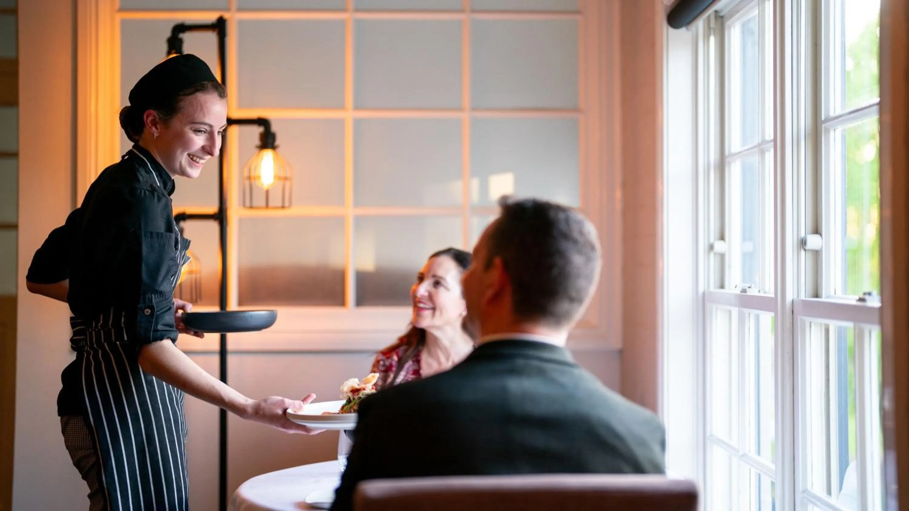 Restaurant/places to eat in Crowne Plaza Hawkesbury Valley by IHG