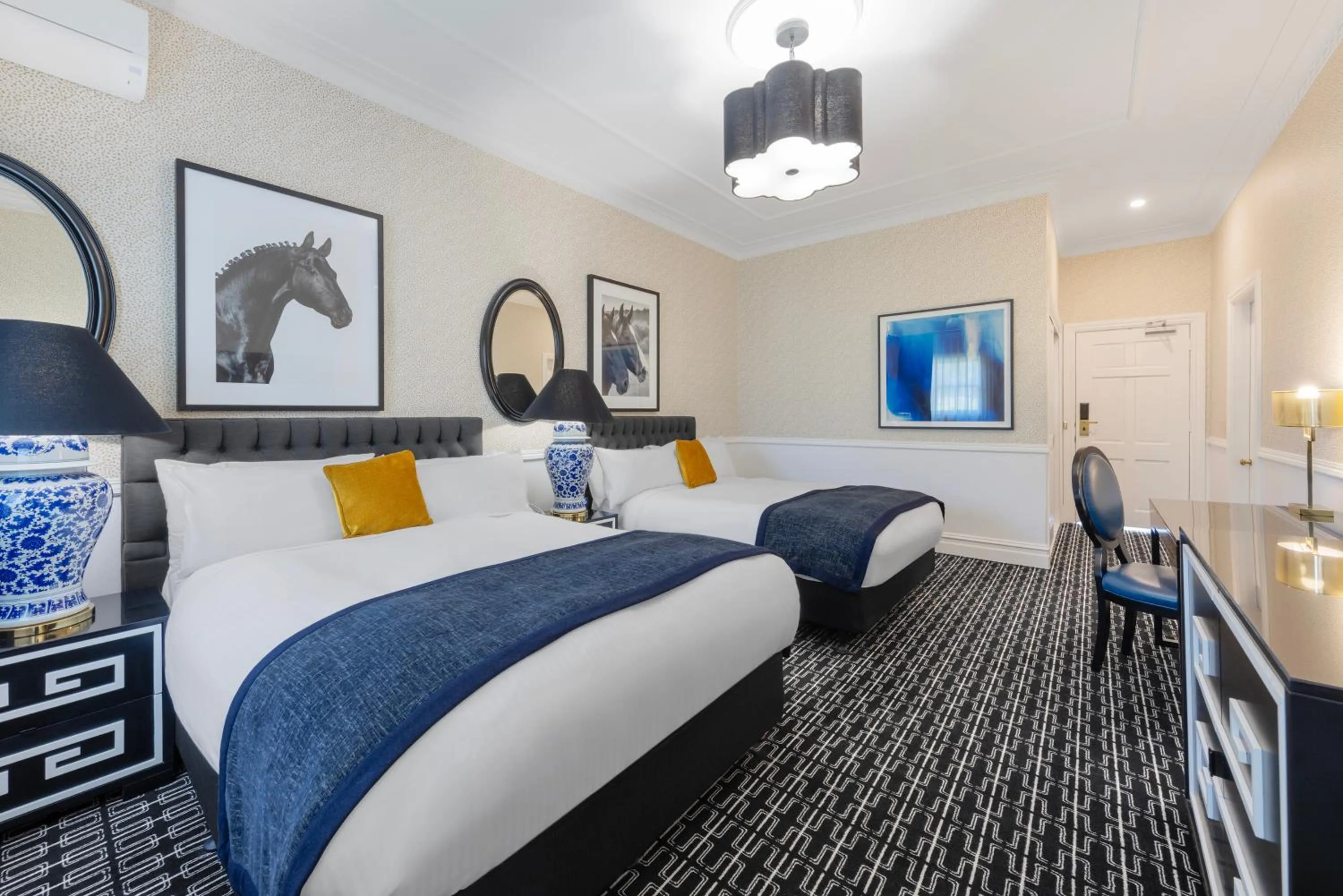 Photo of the whole room, Bed in voco® Kirkton Park Hunter Valley by IHG