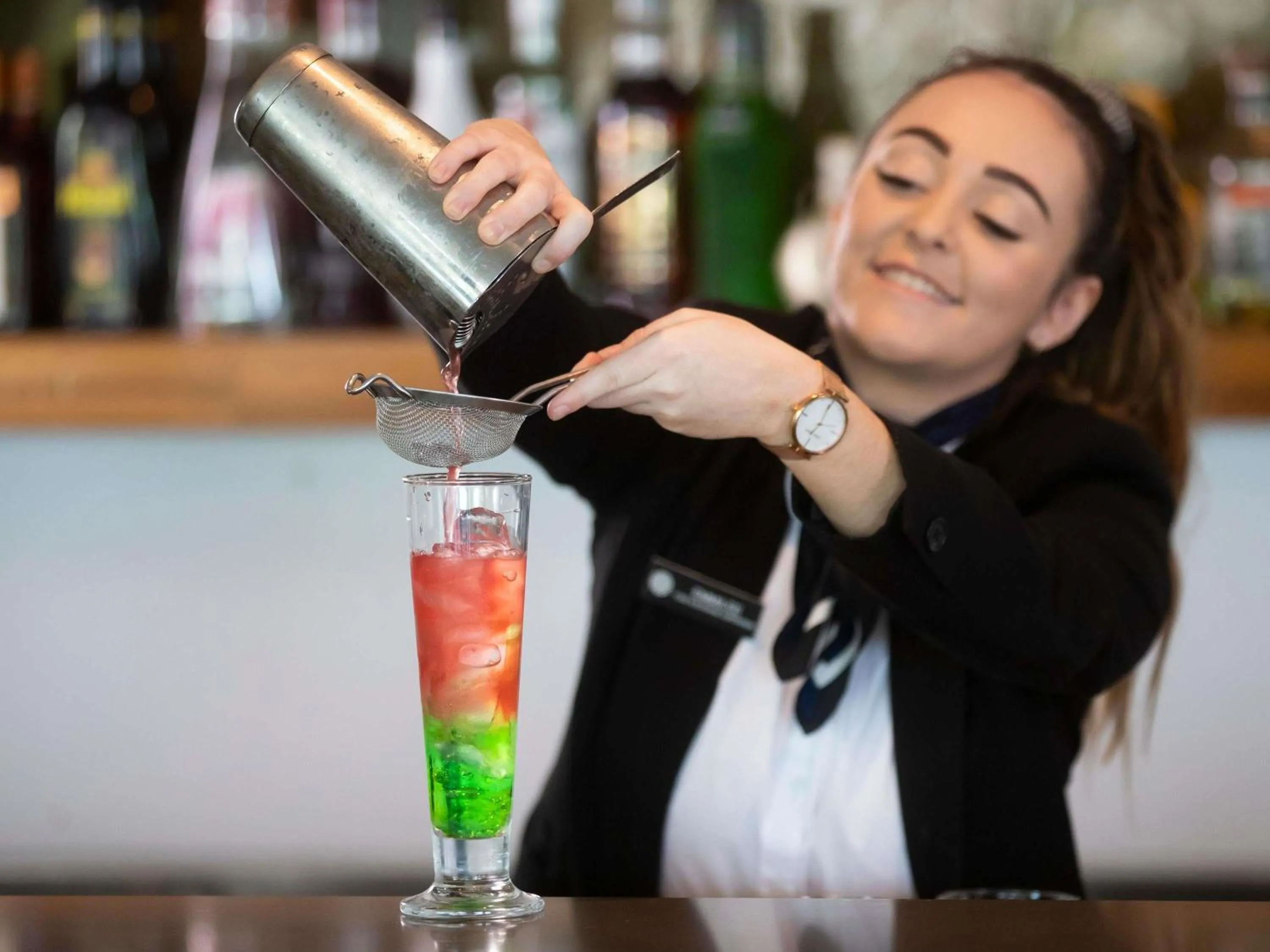 Restaurant/places to eat in Pullman Magenta Shores Resort