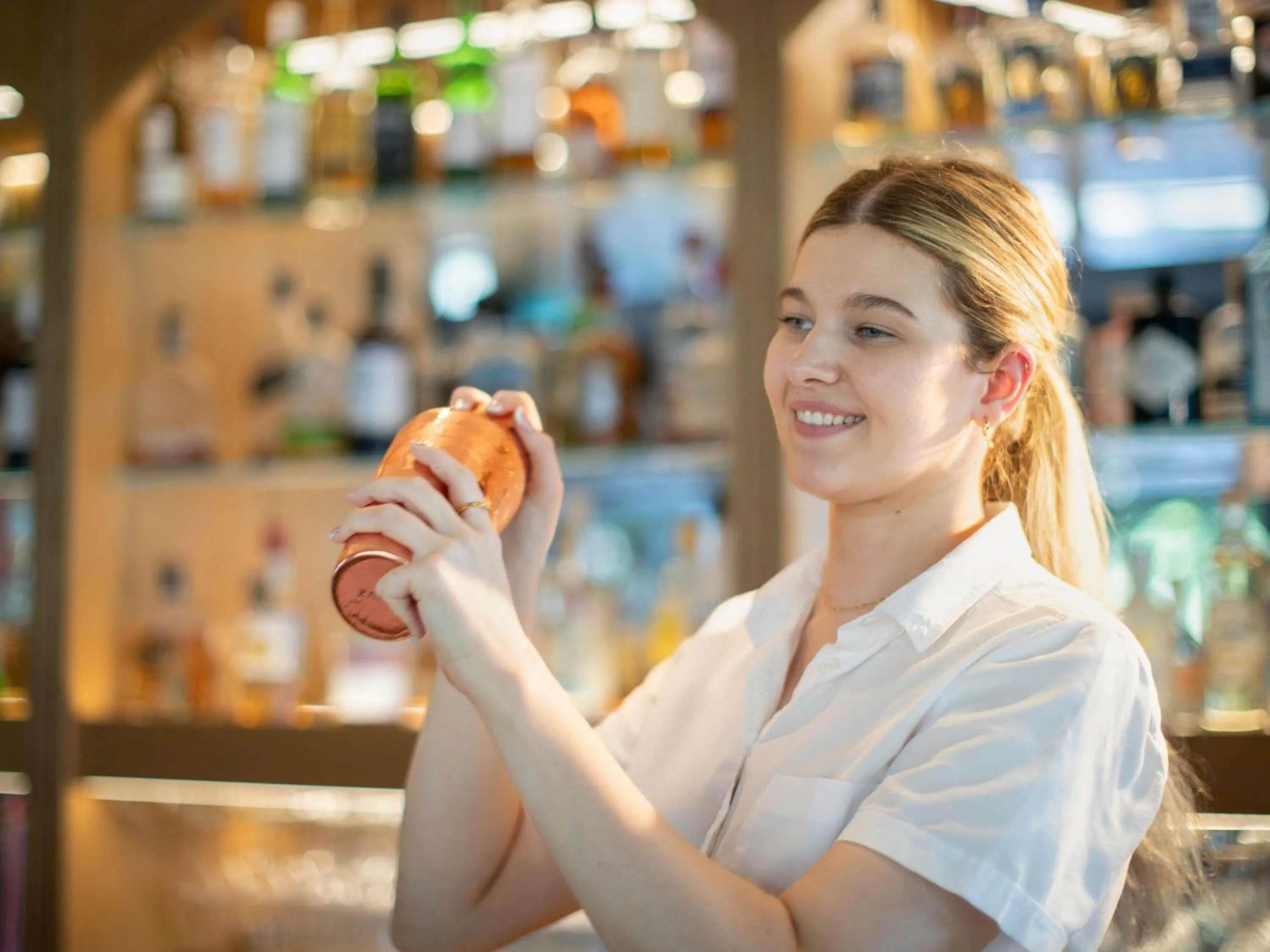 Lounge or bar in The Sebel Kiama