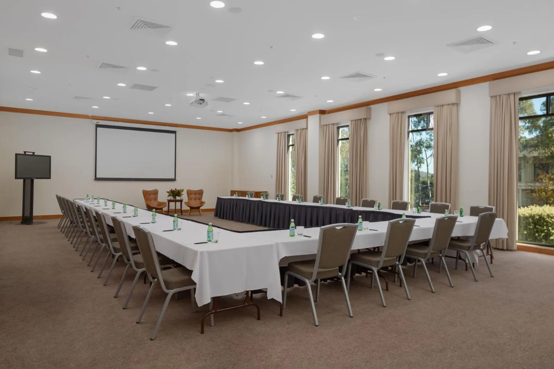 Meeting/conference room in Yarra Valley Lodge