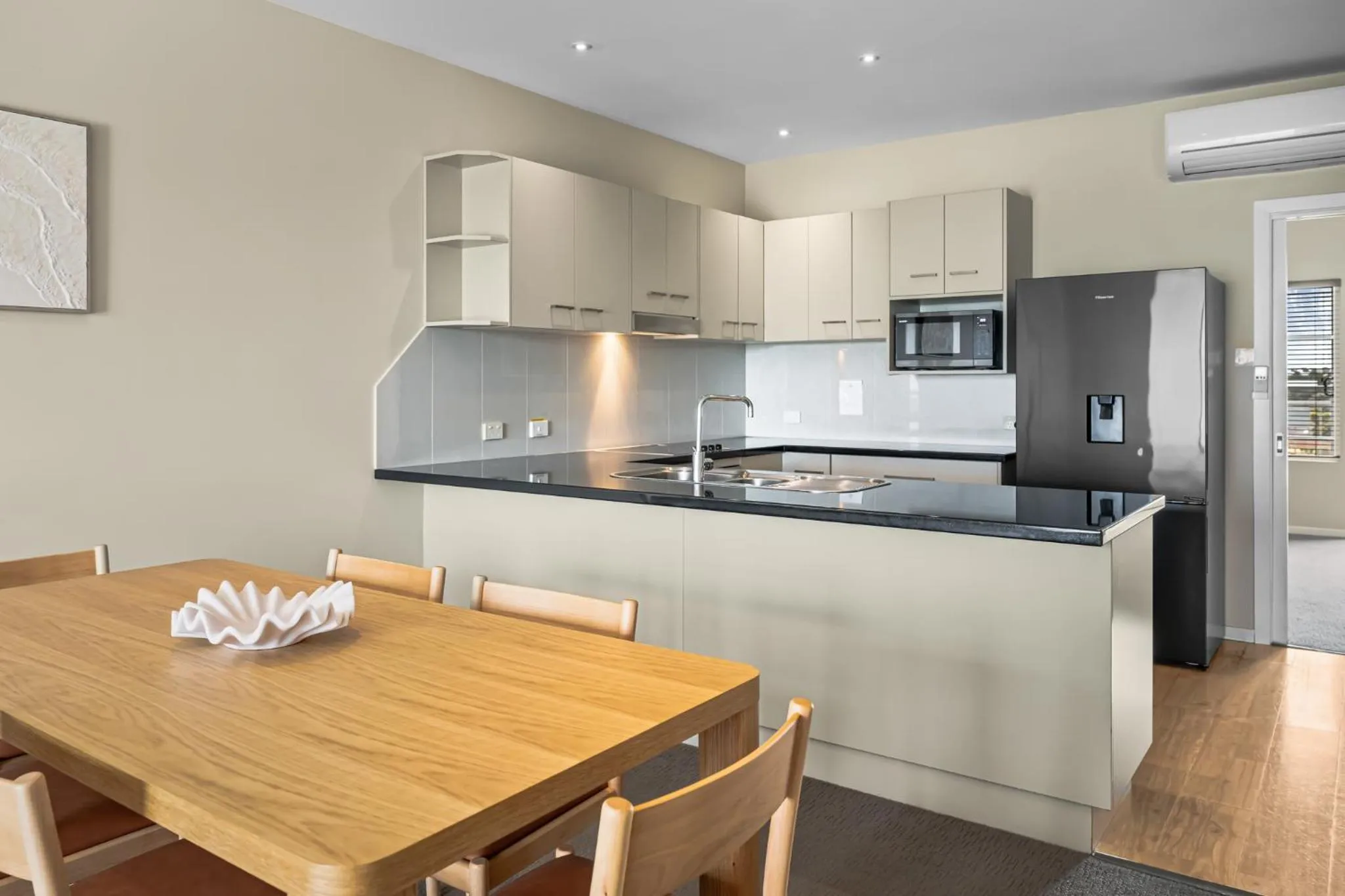 kitchen in Deep Blue Hotel & Hot Springs