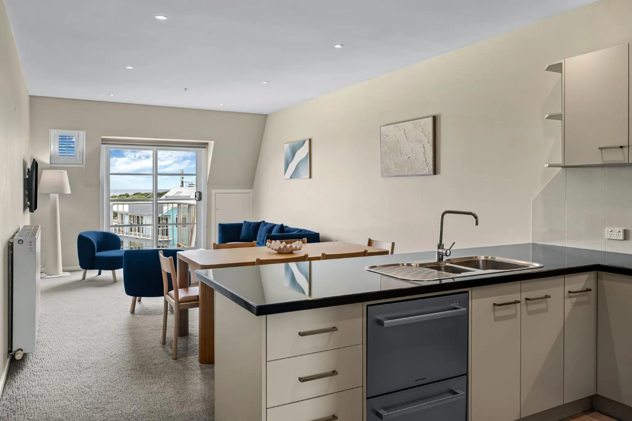 kitchen in Deep Blue Hotel & Hot Springs