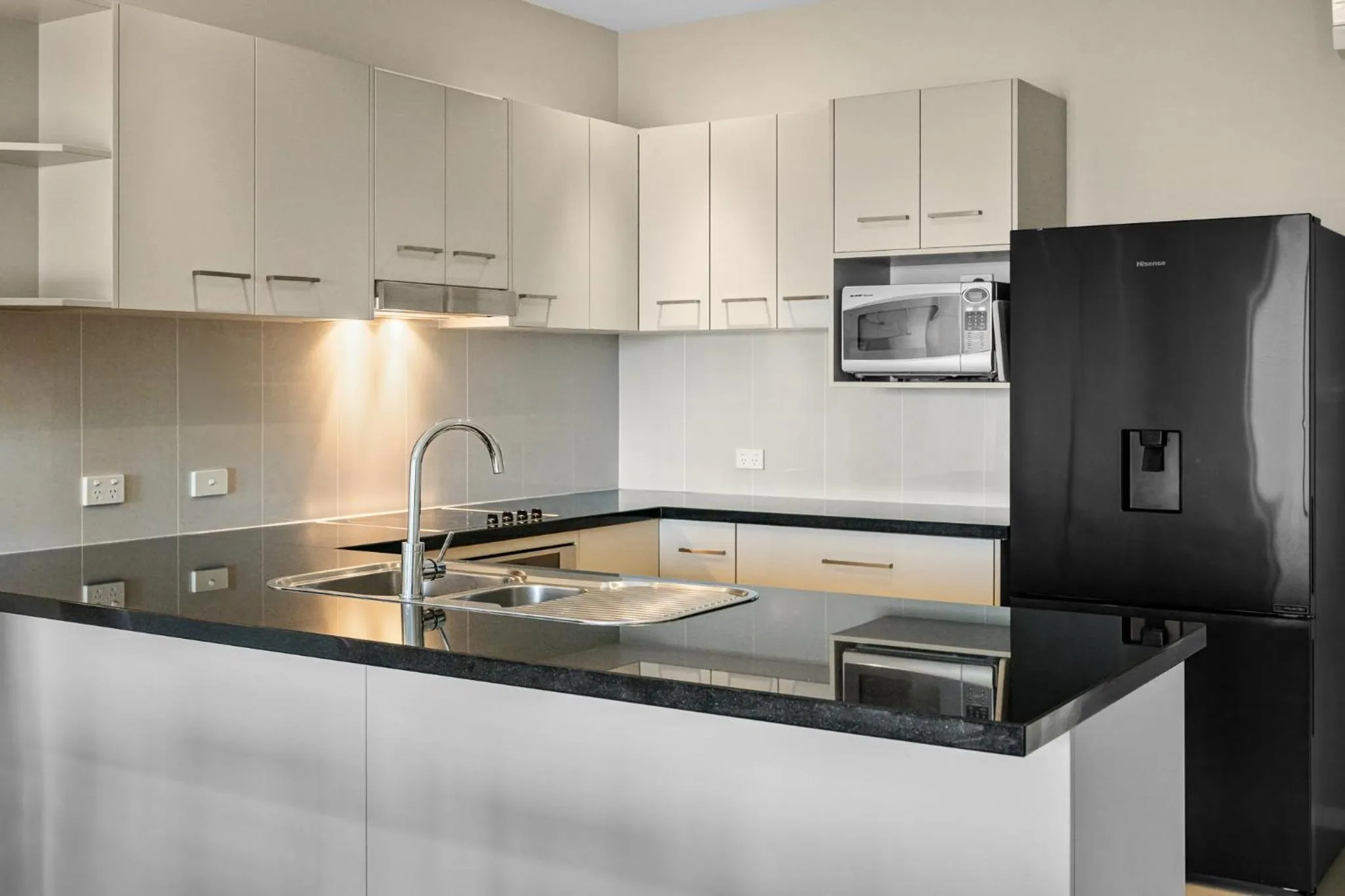 kitchen in Deep Blue Hotel & Hot Springs