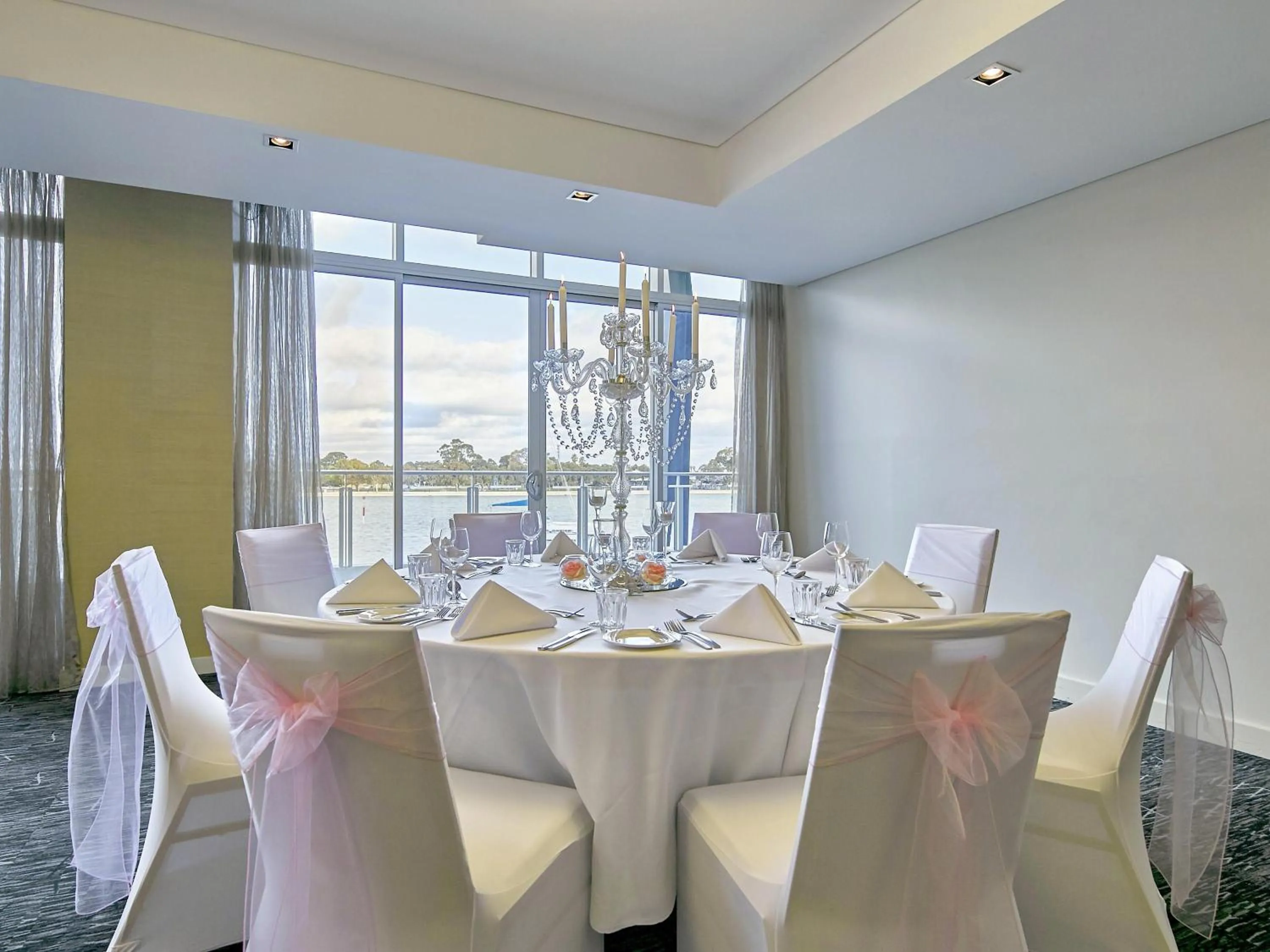 wedding in The Sebel Mandurah