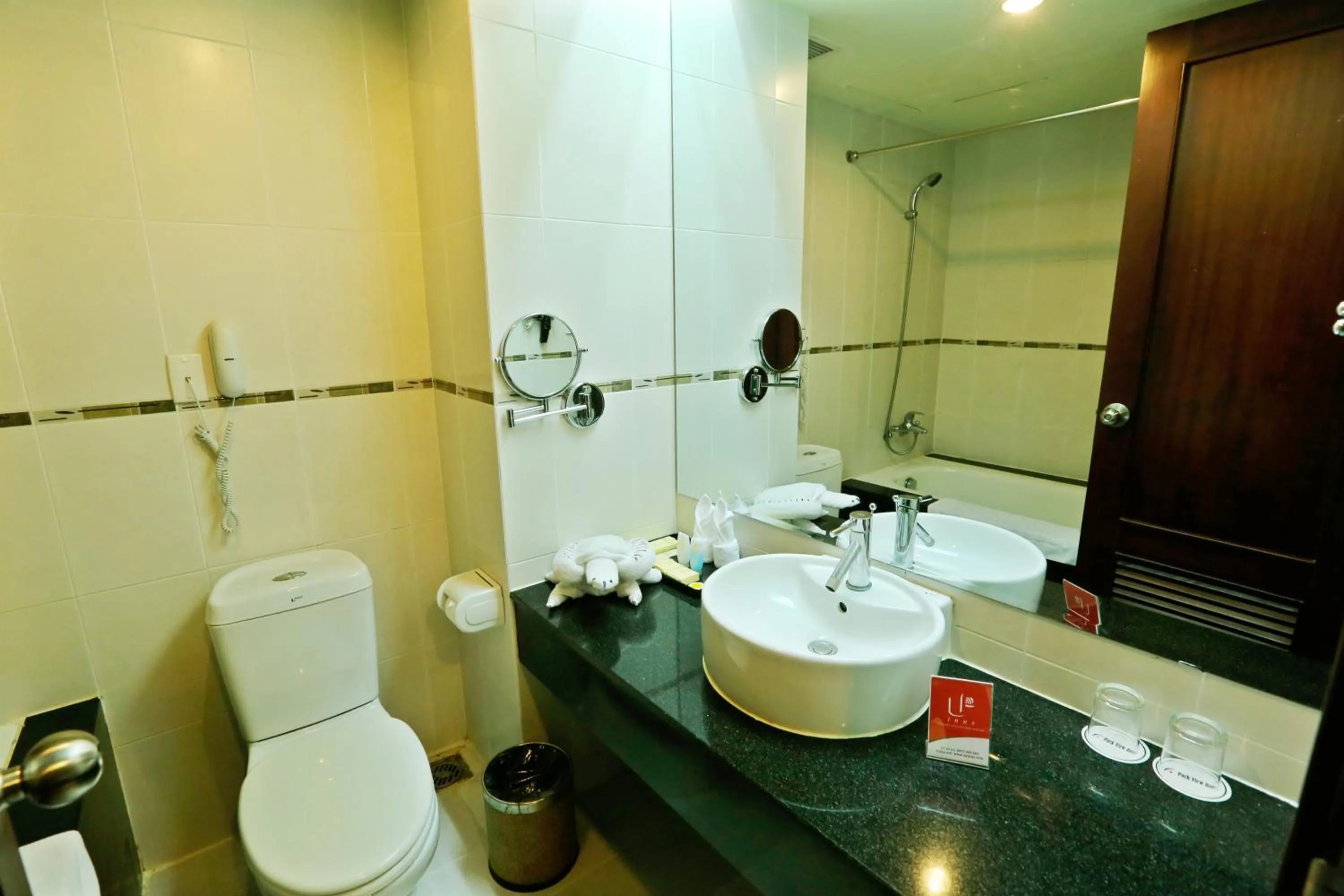 Bathroom in Park View Hotel