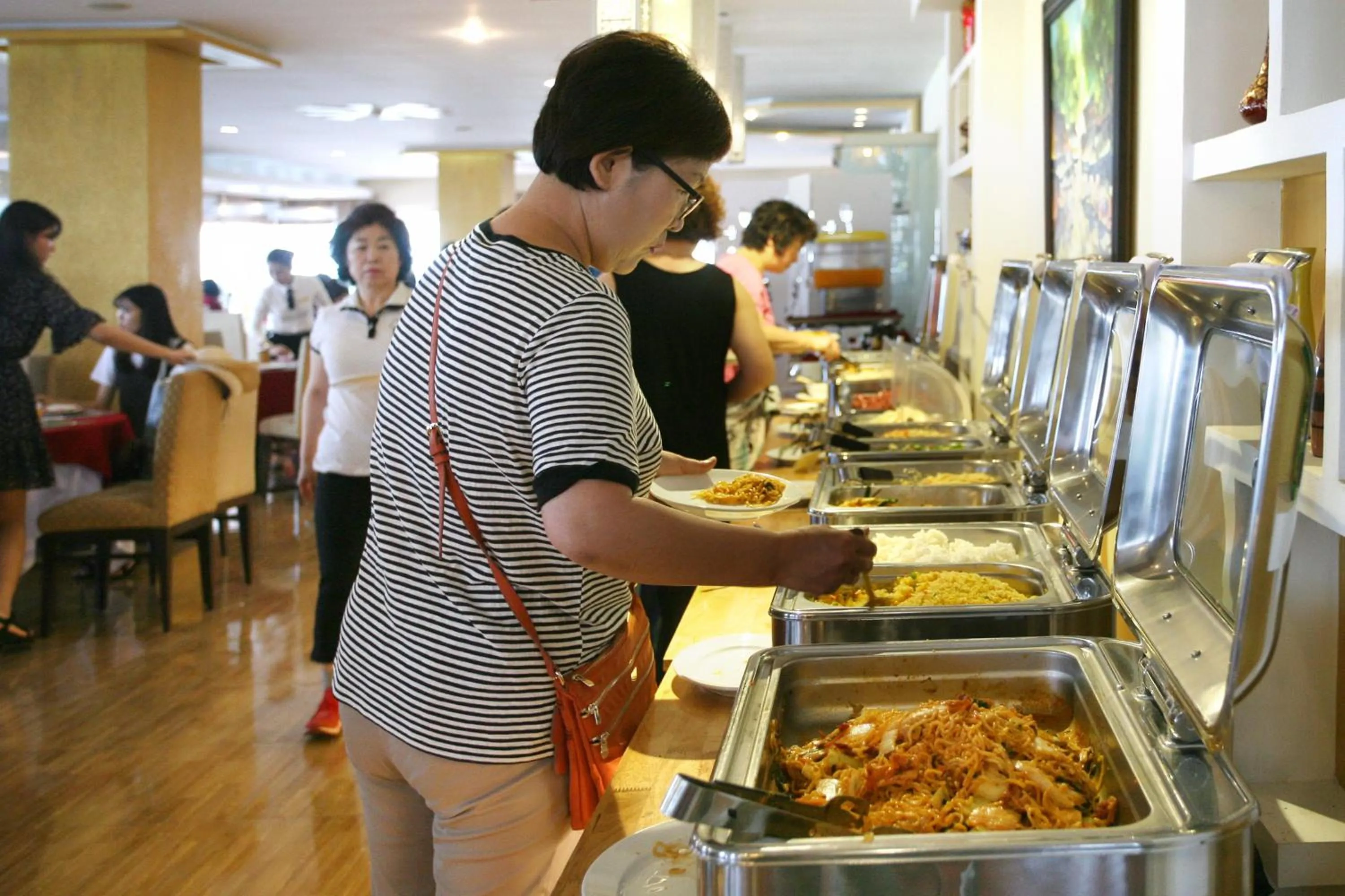 Breakfast in Park View Hotel