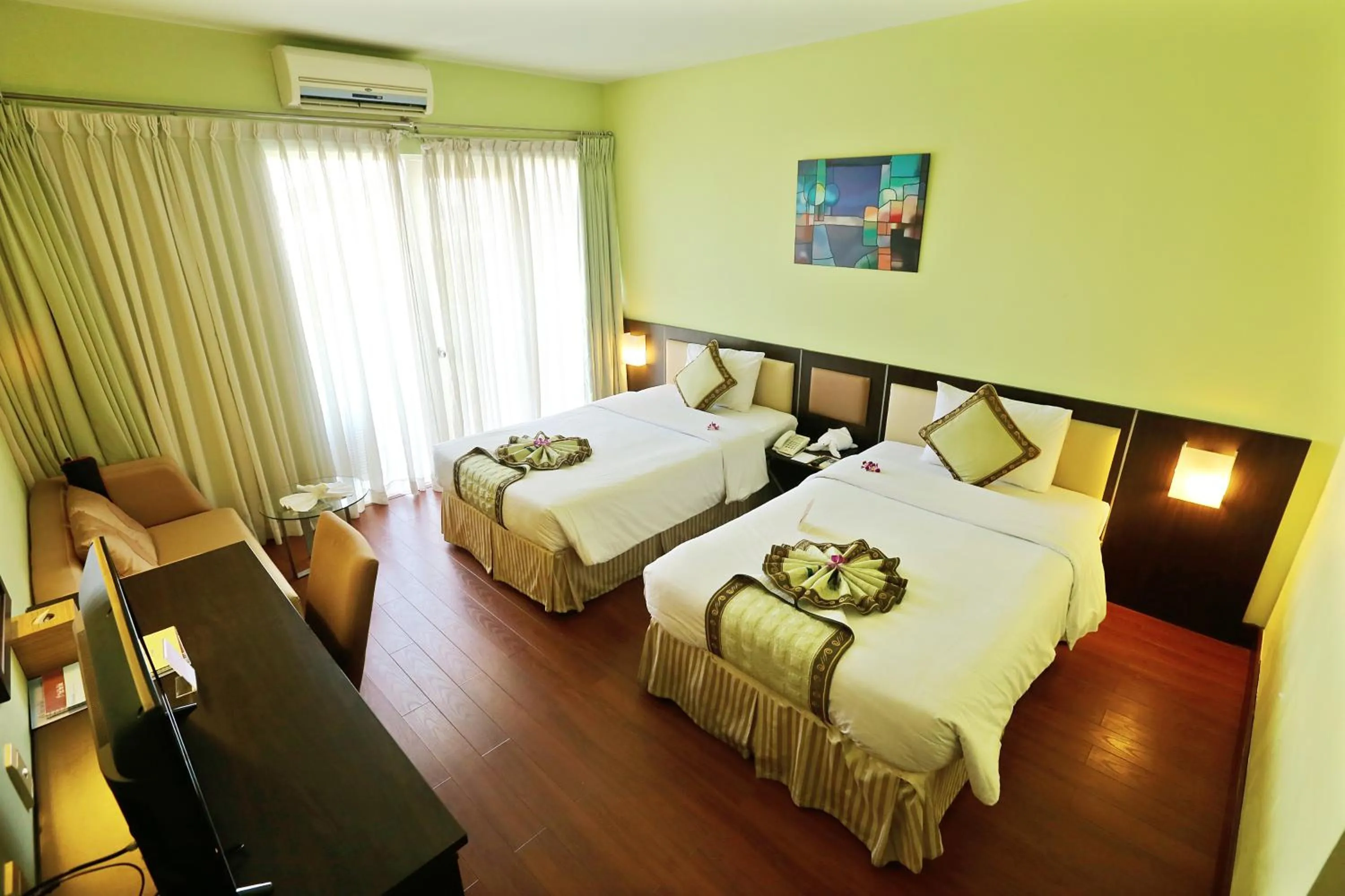 Bed in Park View Hotel