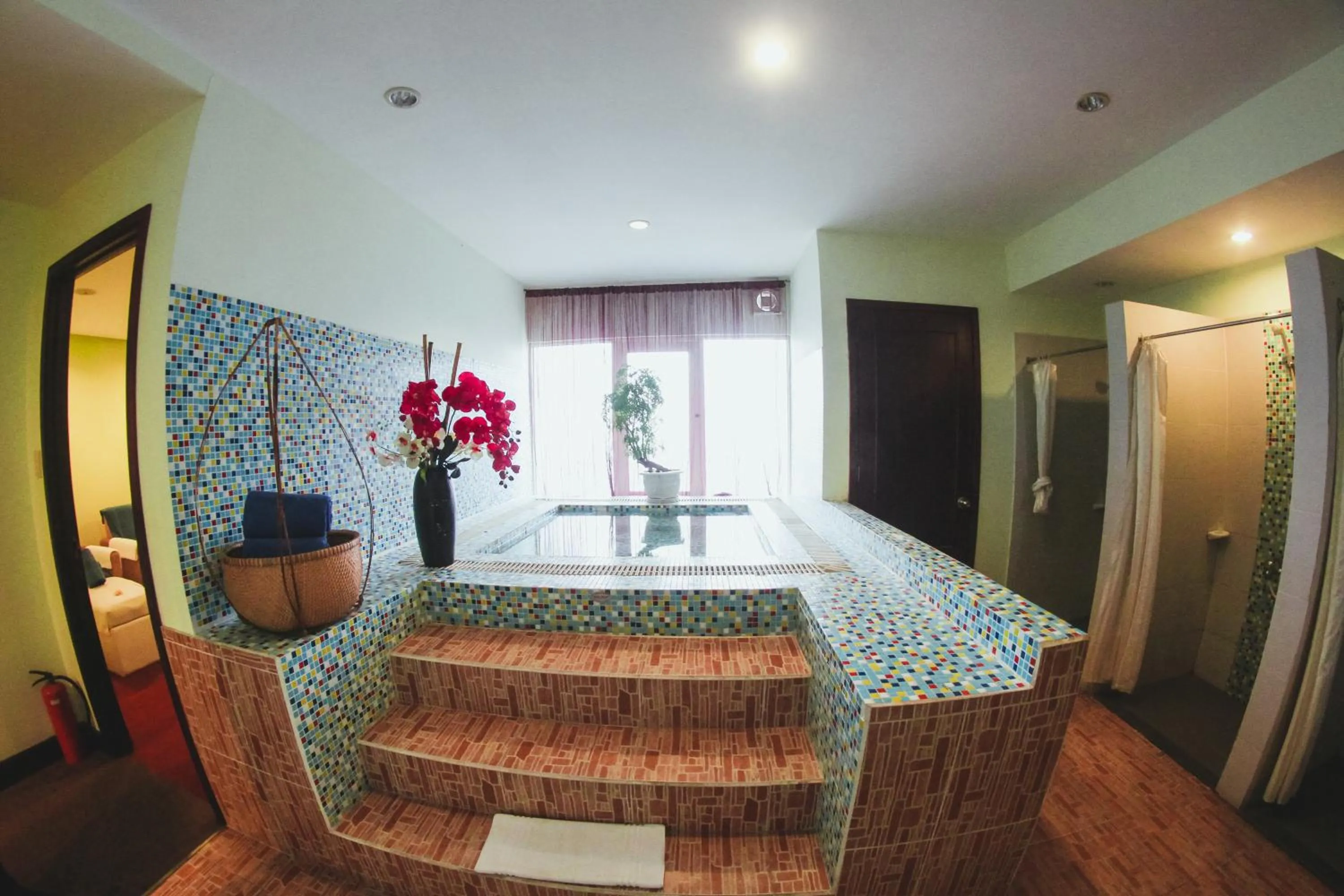 Open Air Bath in Park View Hotel