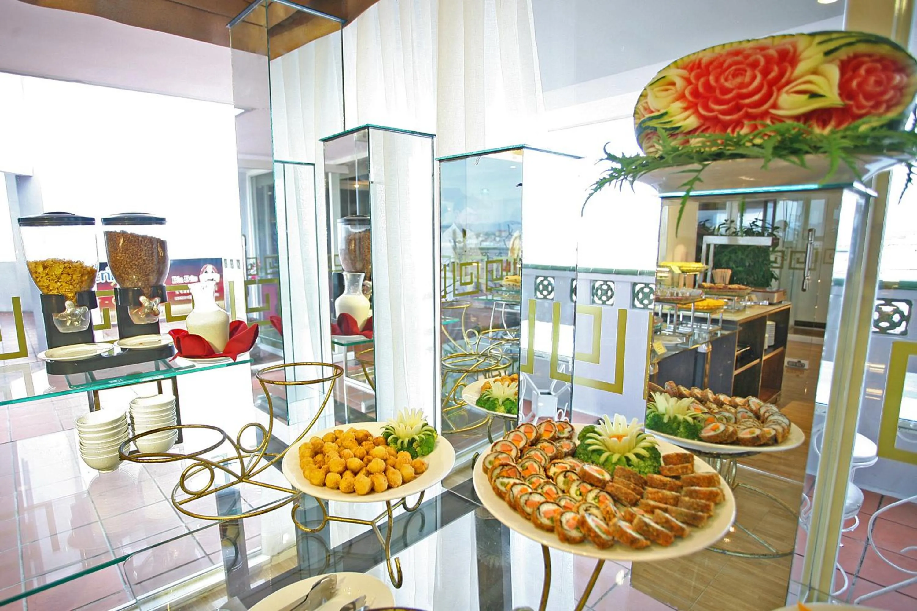 Breakfast in Park View Hotel