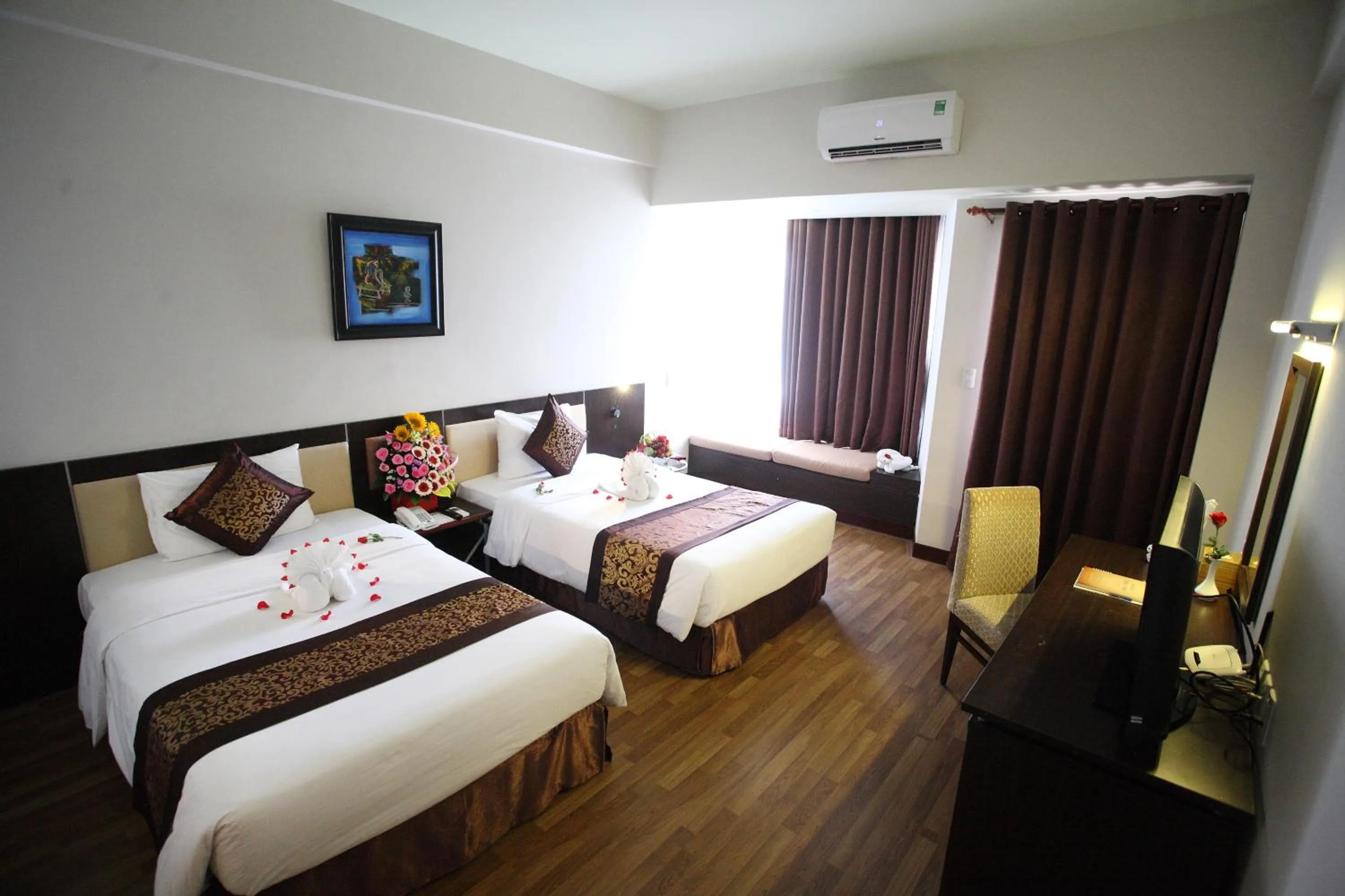 Bed in Park View Hotel