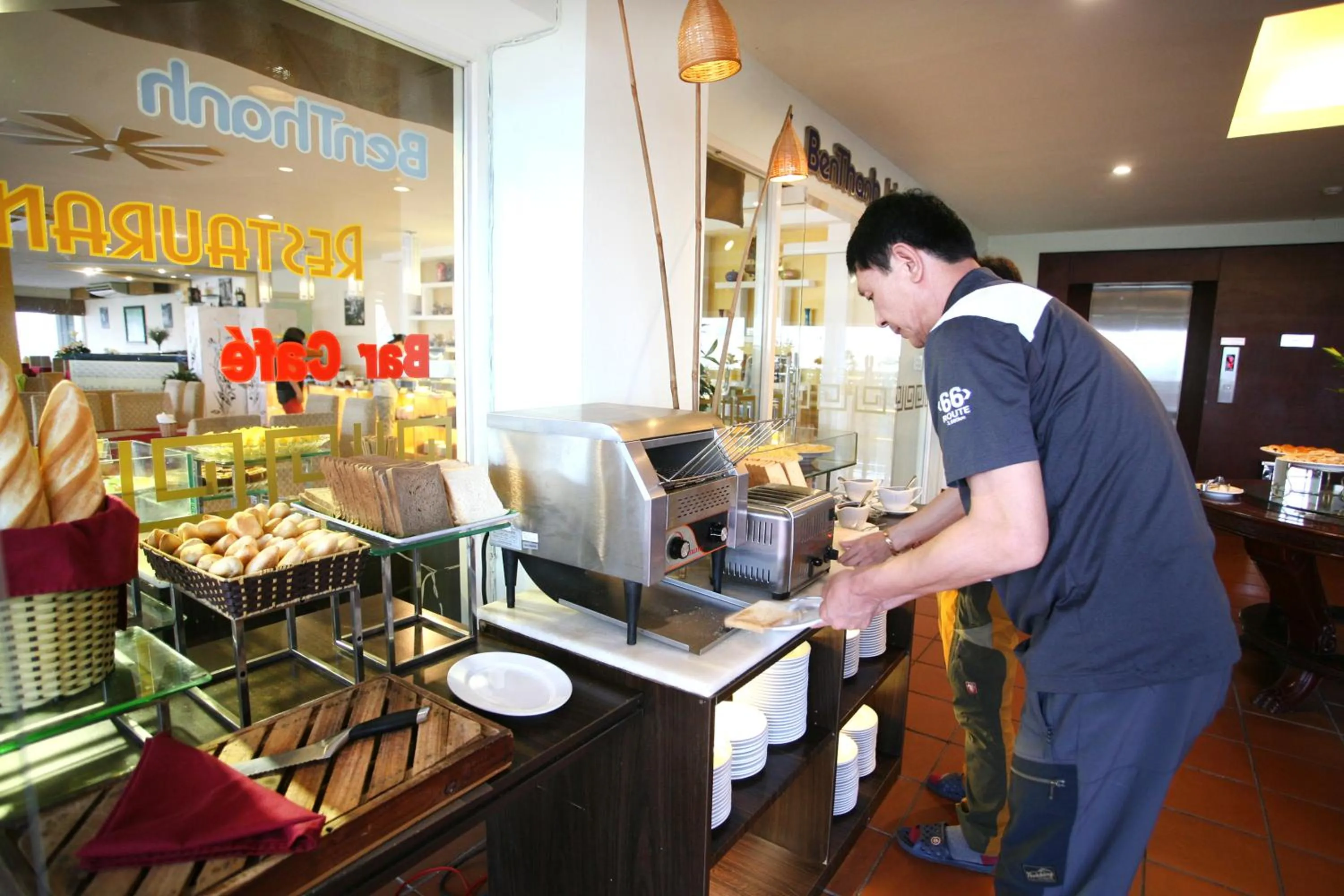 Breakfast in Park View Hotel