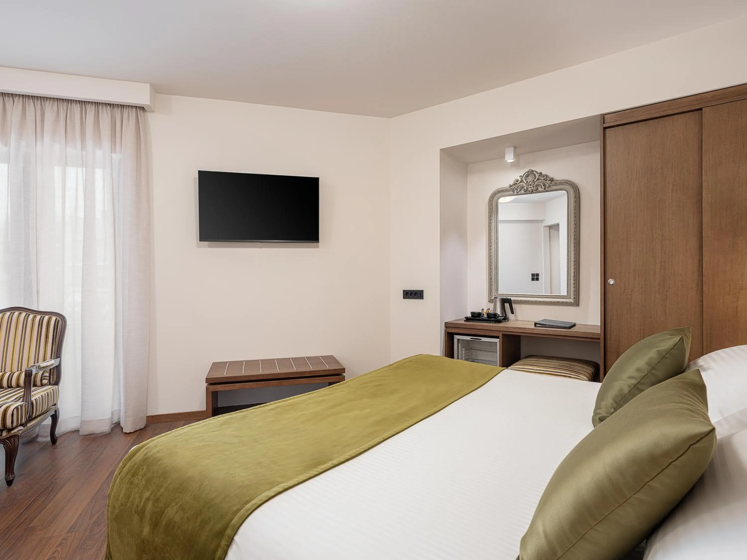 Bed in Civitel Akali Hotel